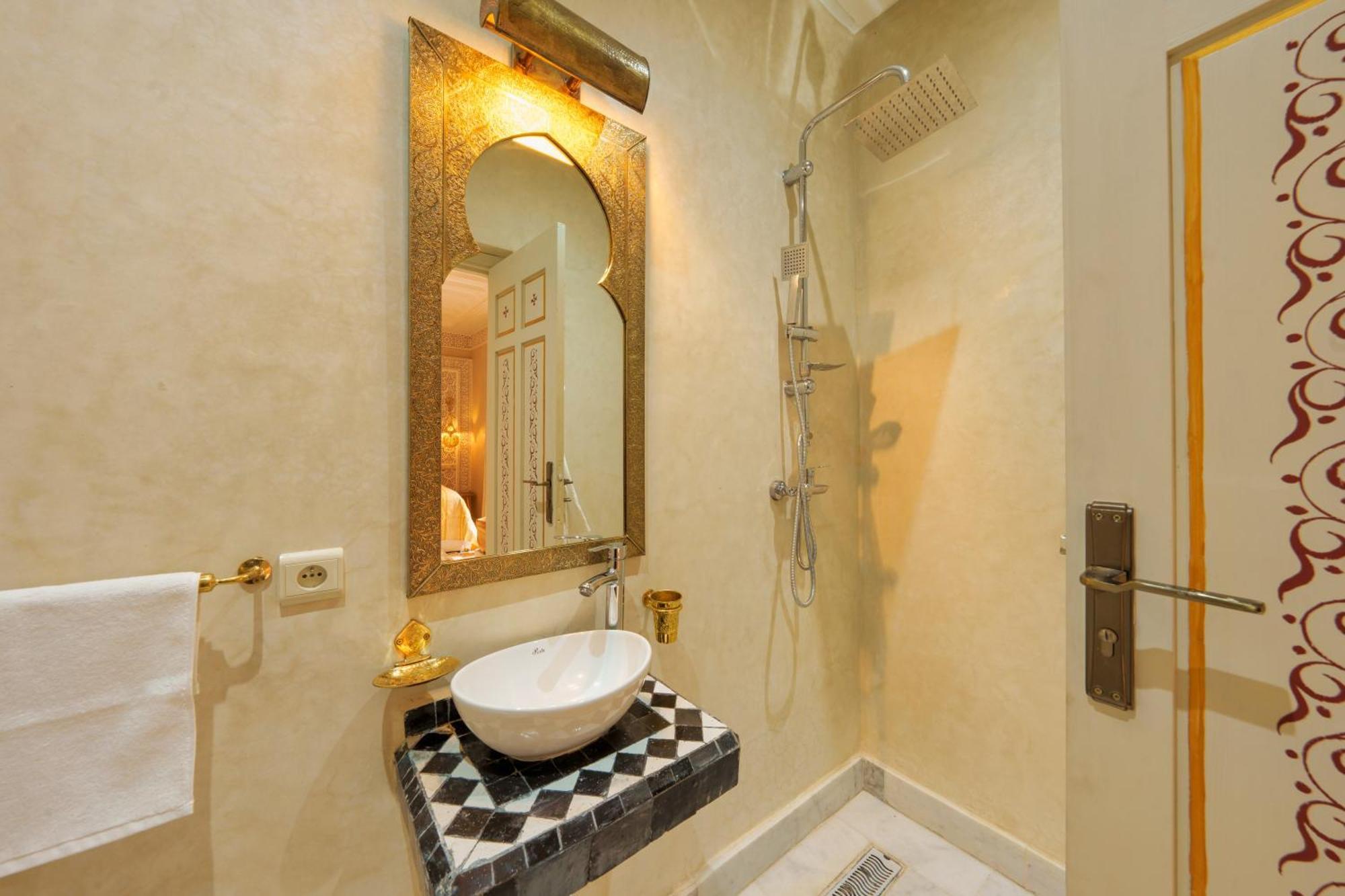 Dar Arwa Riad