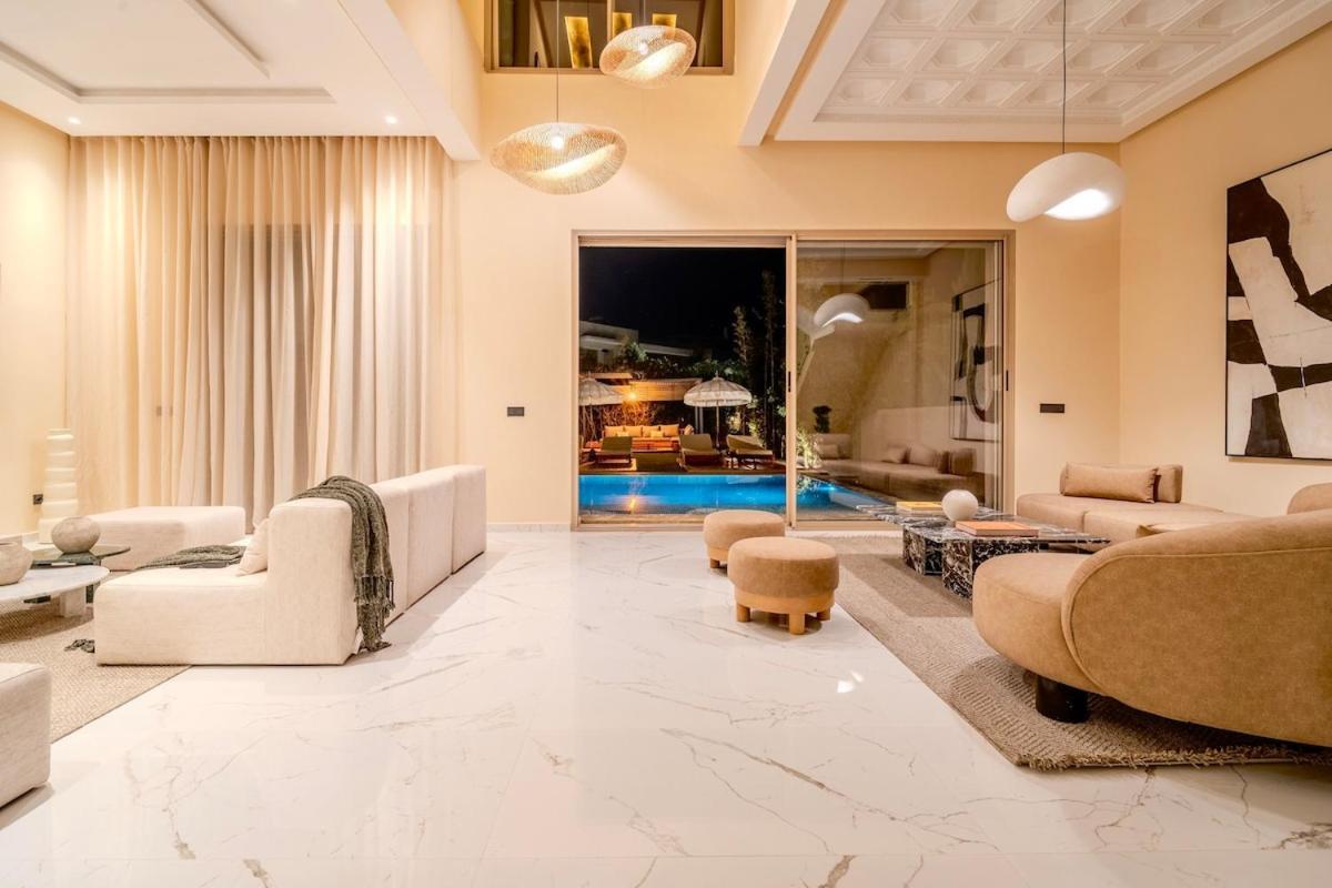 Panama - Heated Pool Villa Marrakesh