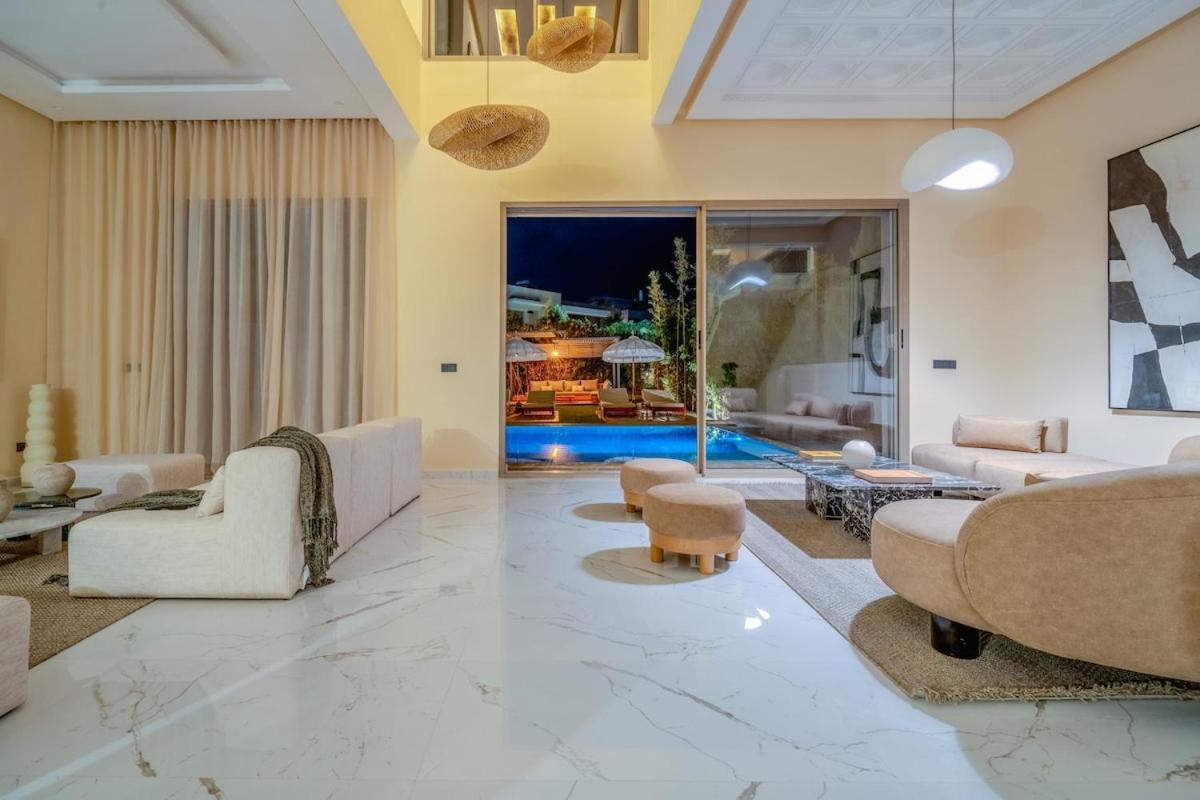 Panama - Heated Pool Villa Marrakesh