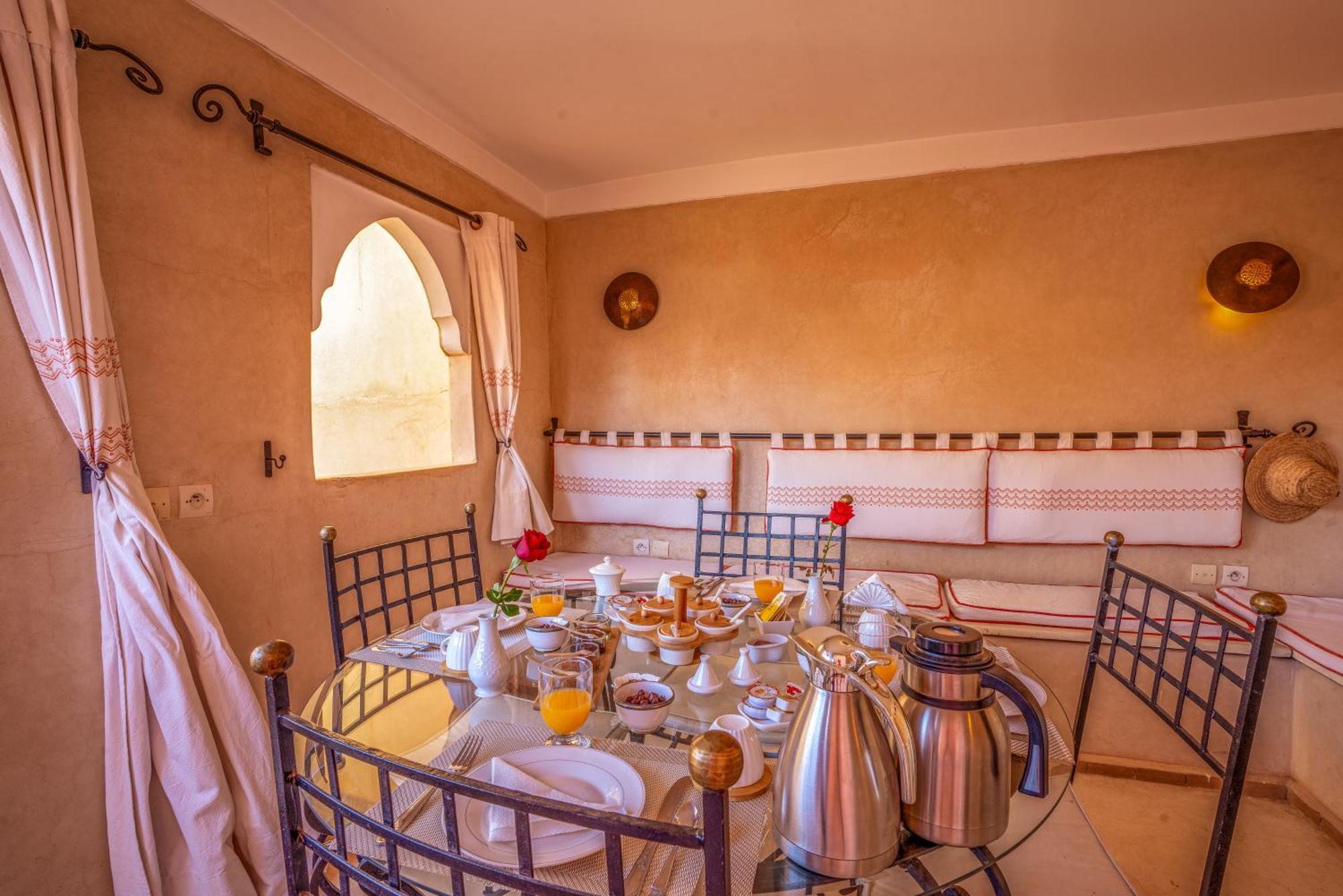 Dar Flora Casa vacanze *