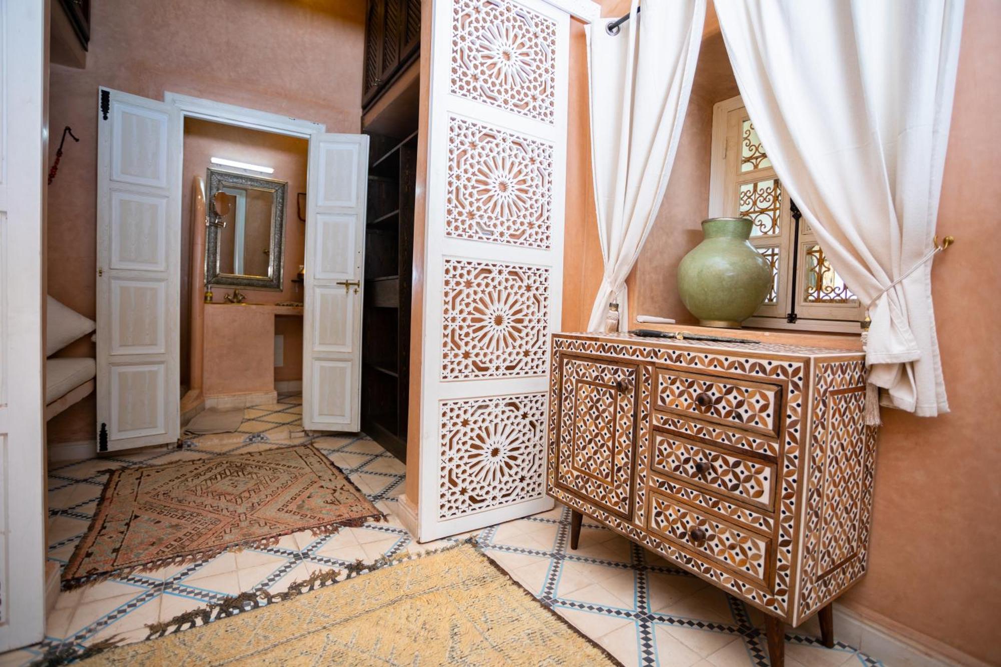 Miss Caracal Riad Marrakesh