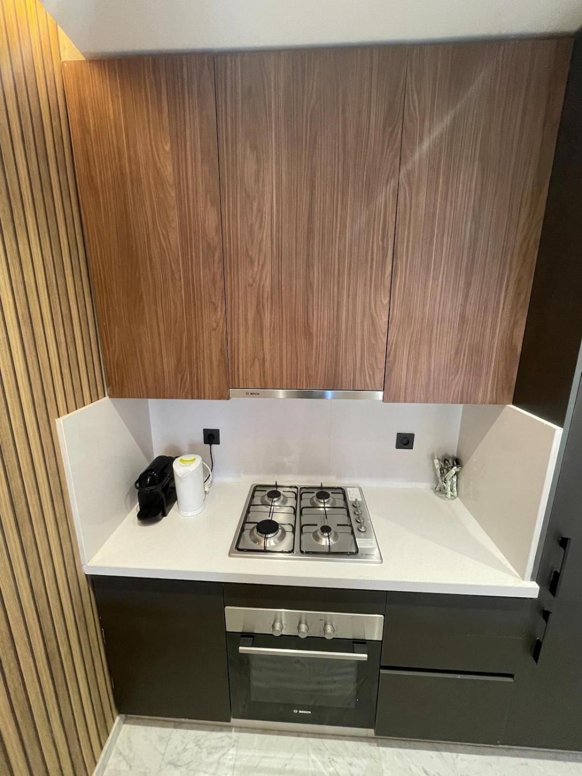 Appartement Modern In Ultimate Center With Parking And Balcony Marrakesh