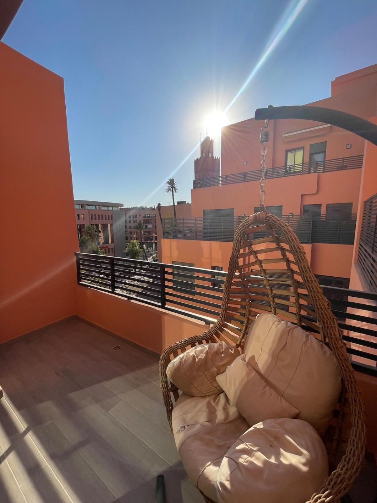 Appartement Modern In Ultimate Center With Parking And Balcony Marrakesh