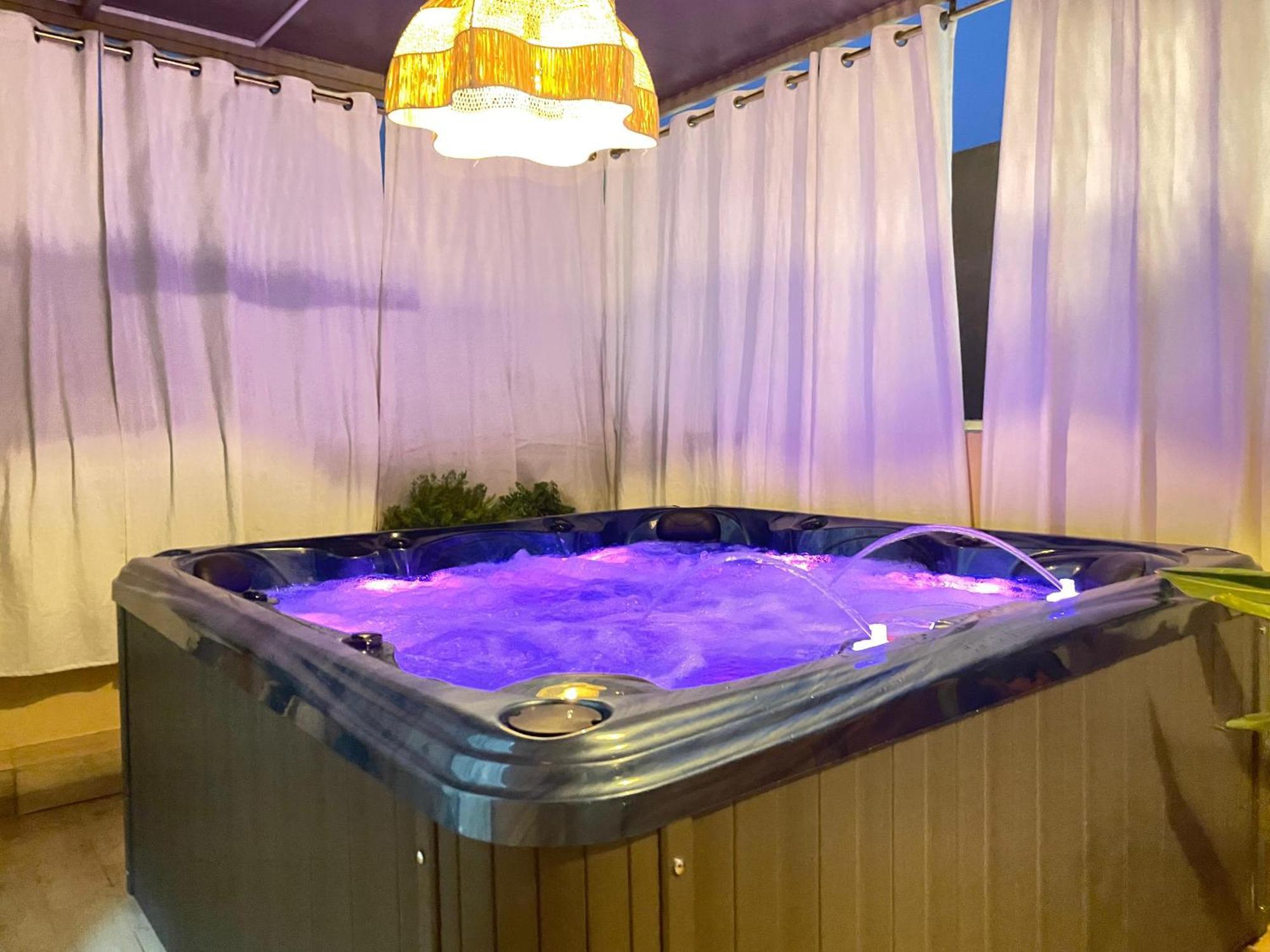 Jacuzzi Charming Luxury Xl Apartment-avenue M6 Marrakesh