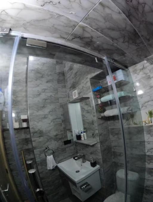 En Appartement *