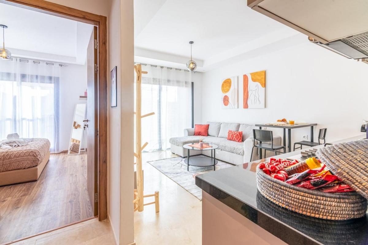 Appartement Livia Cosy - Clim, Wifi, Jardin A 10min De L'aeroport