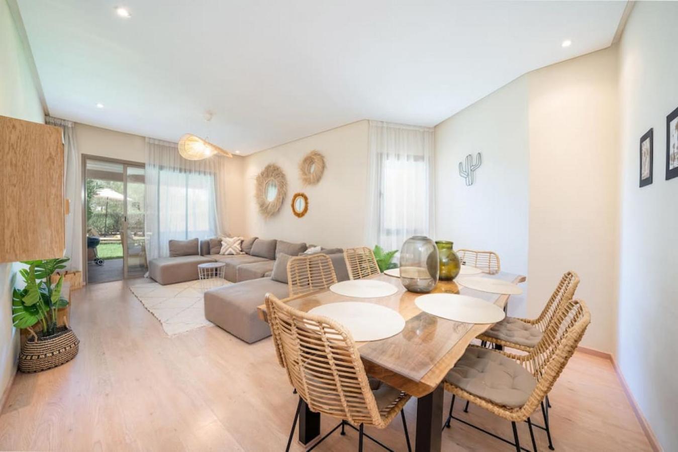 Trois Et Jardin Prive A Prestigia Appartement