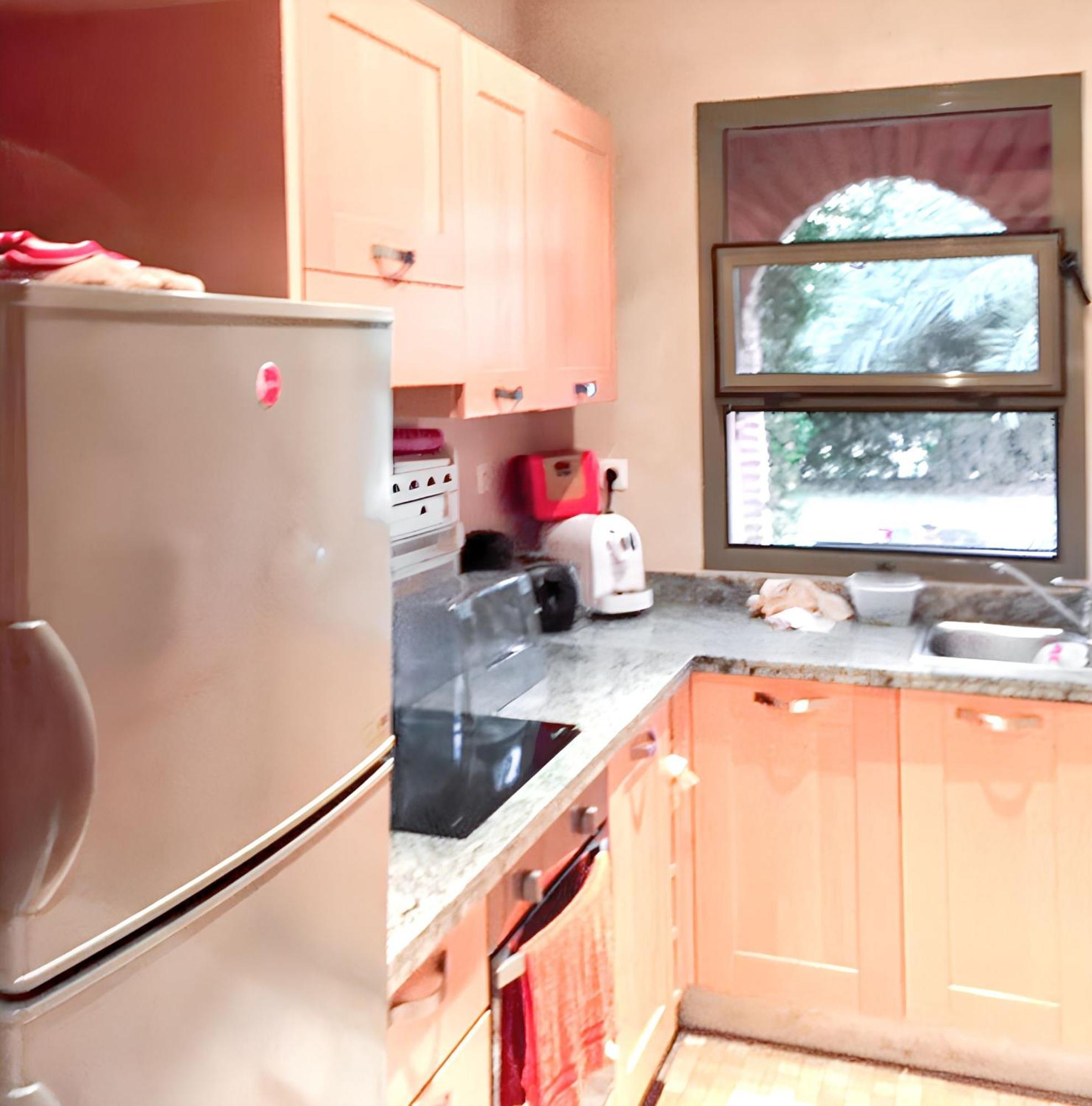 Comfortable In Marrakech With Shared Pool, 124 Sqm