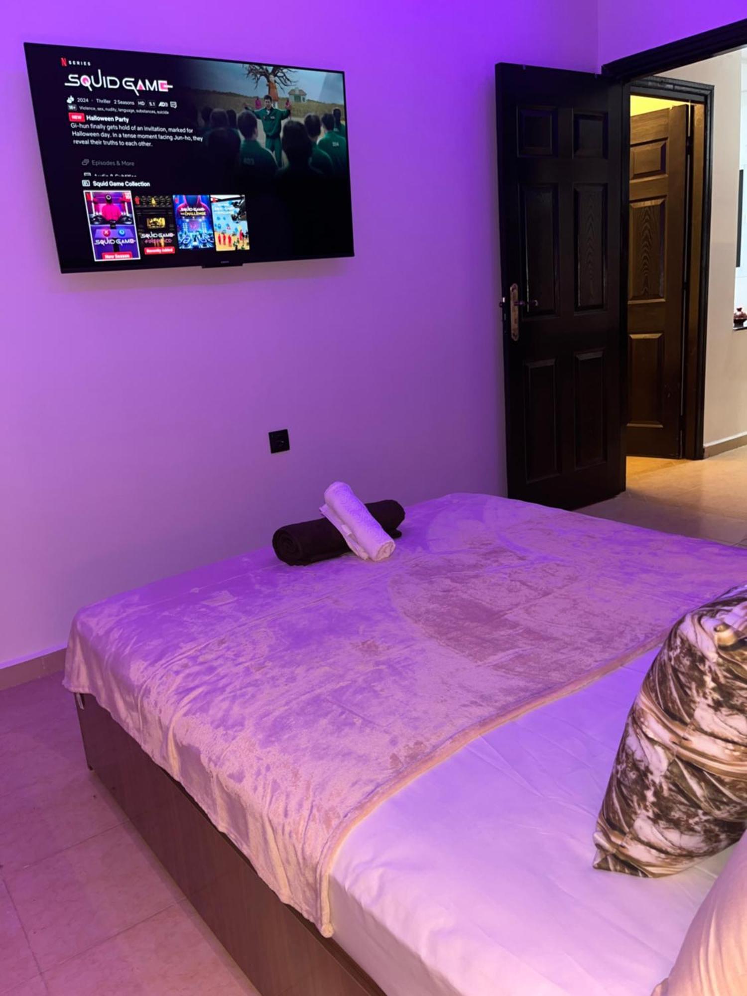 Modern 2 Bedrooms Appartement *