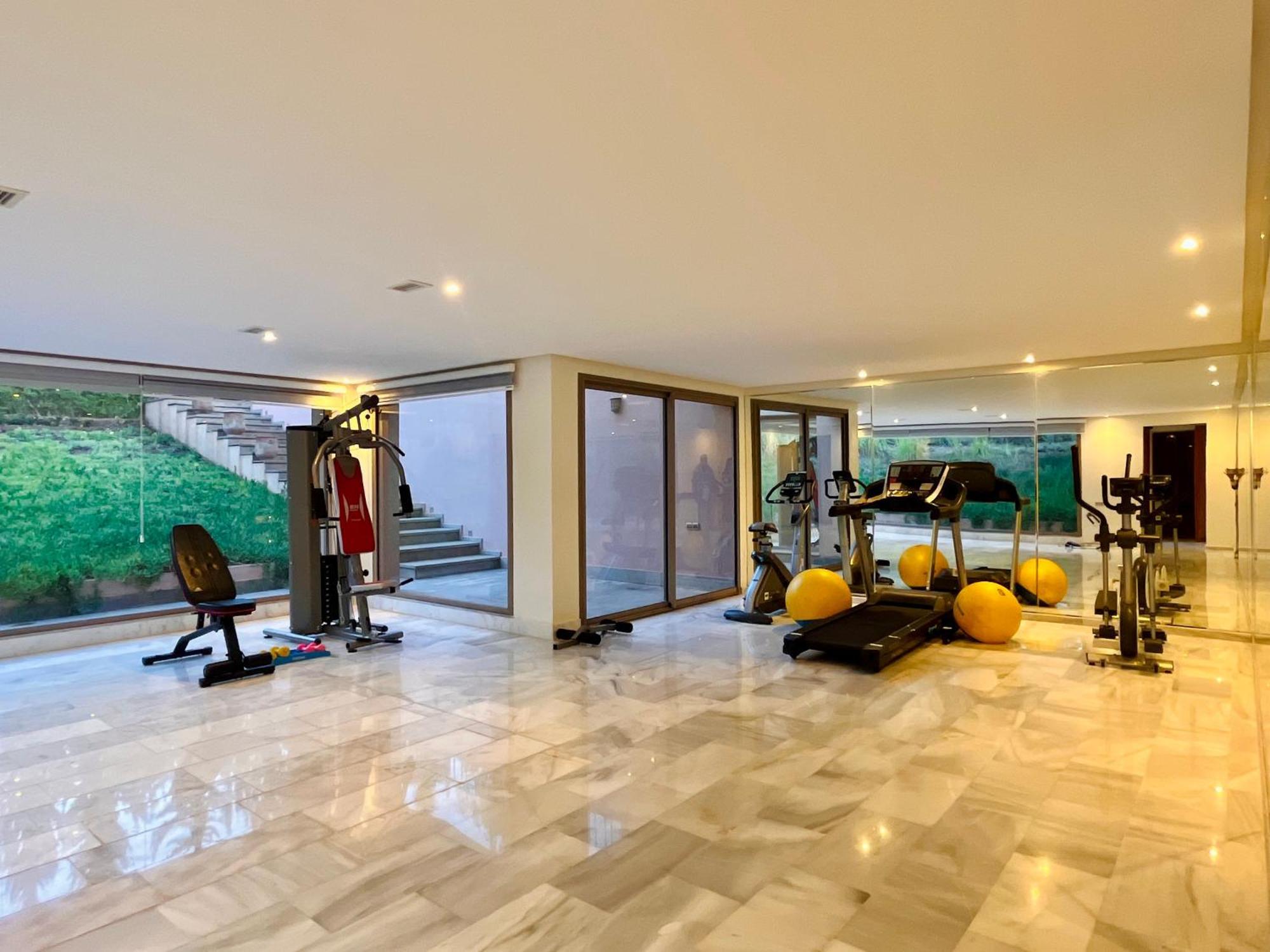 Hala Luxury Domain