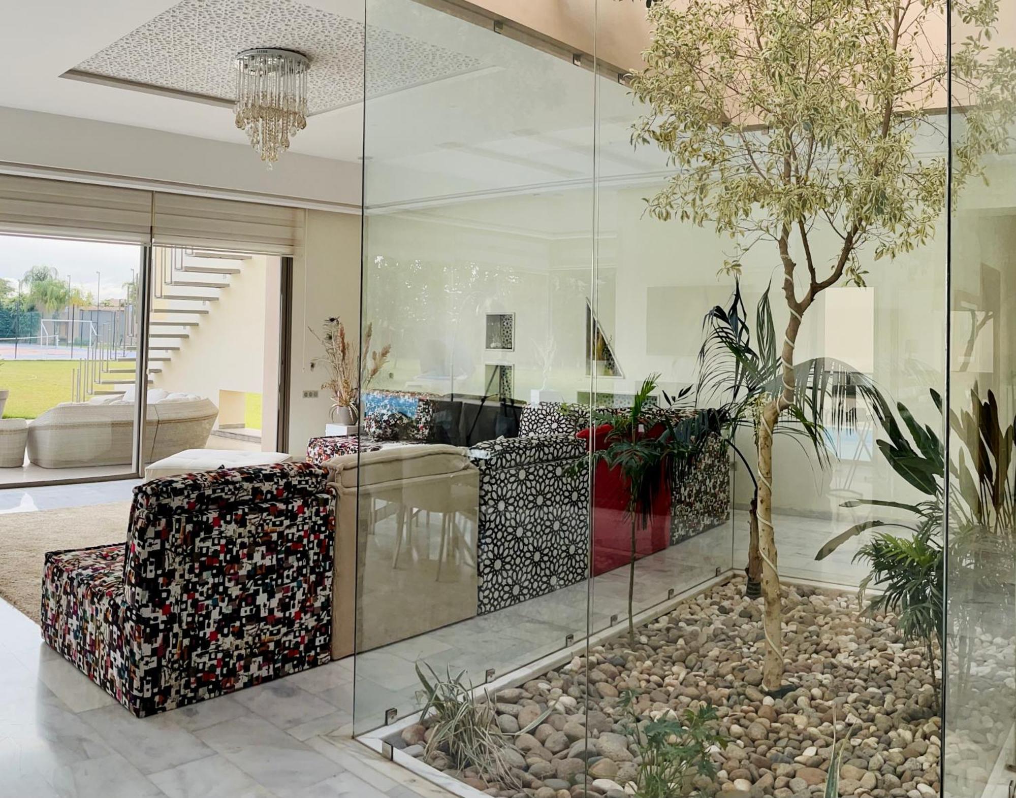 Hala Luxury Domain *