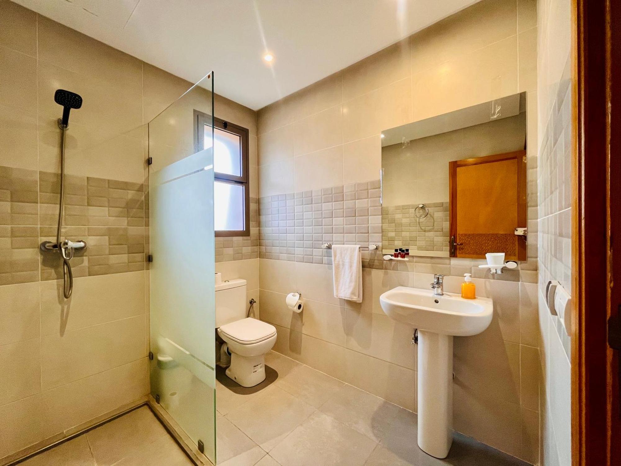 Hala Luxury Domain