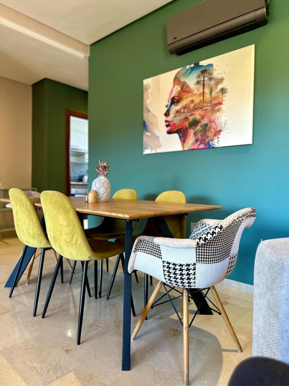 Exceptional Golf View Apartment, Prestigia