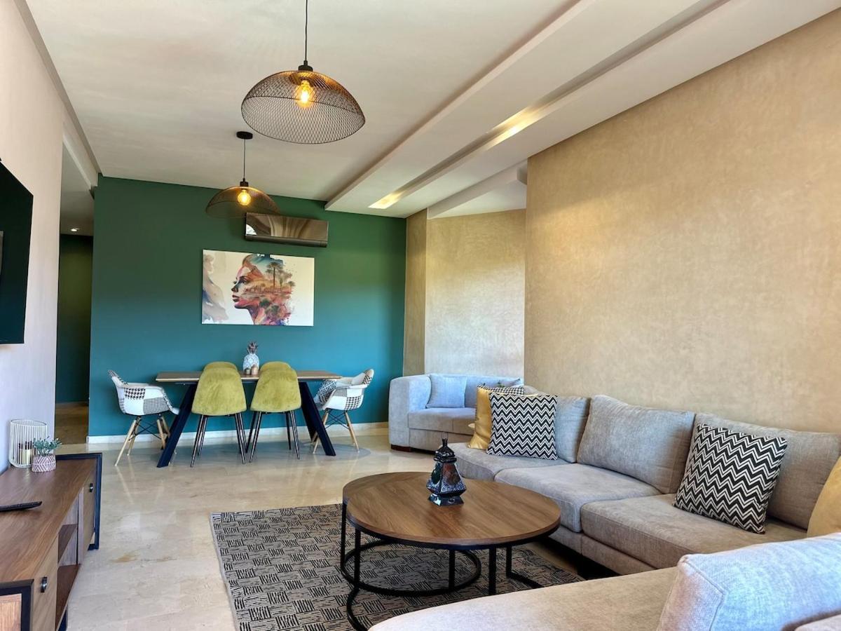 Exceptional Golf View Apartment, Prestigia Appartement