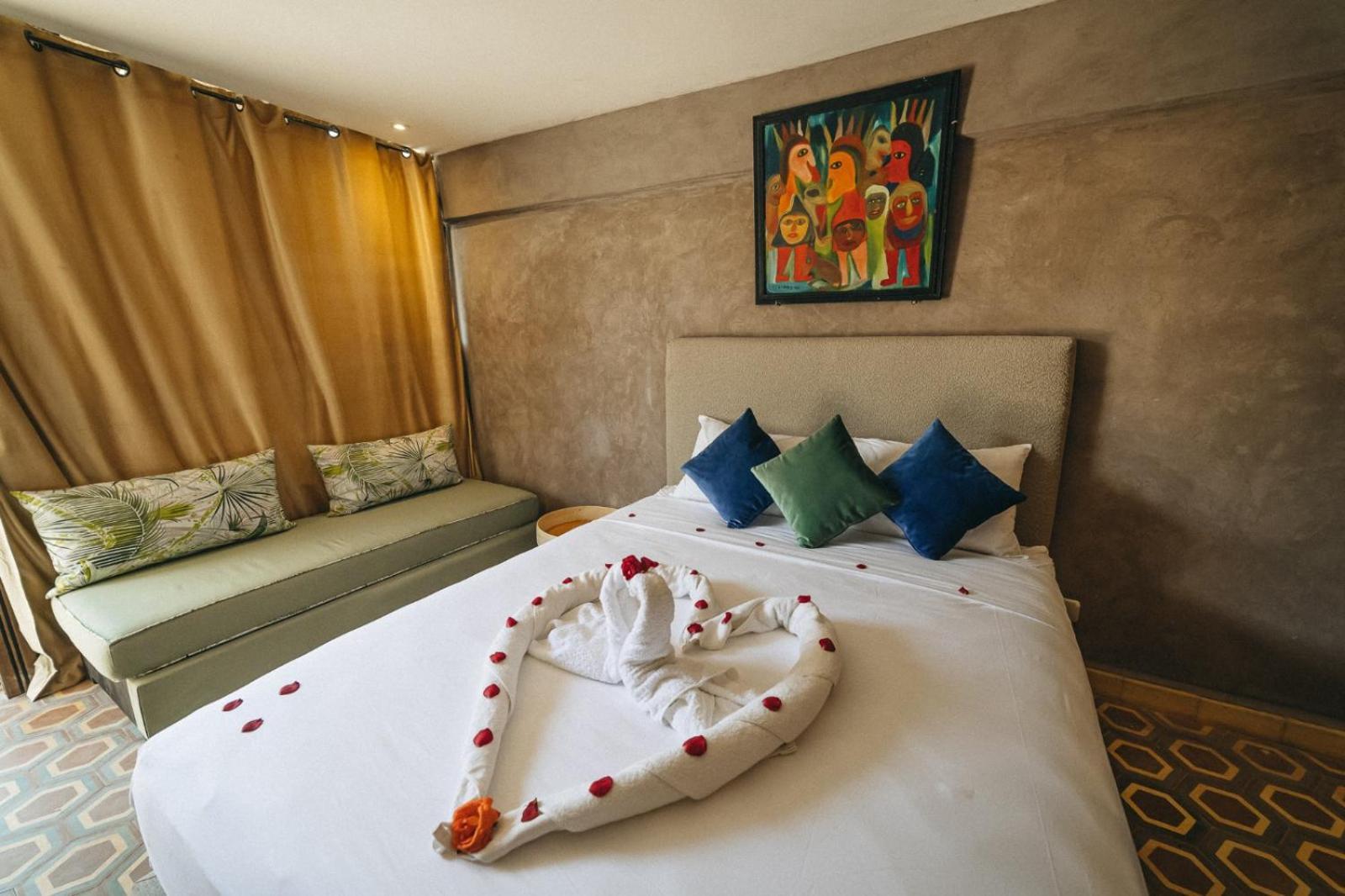 & Veridis Hotel