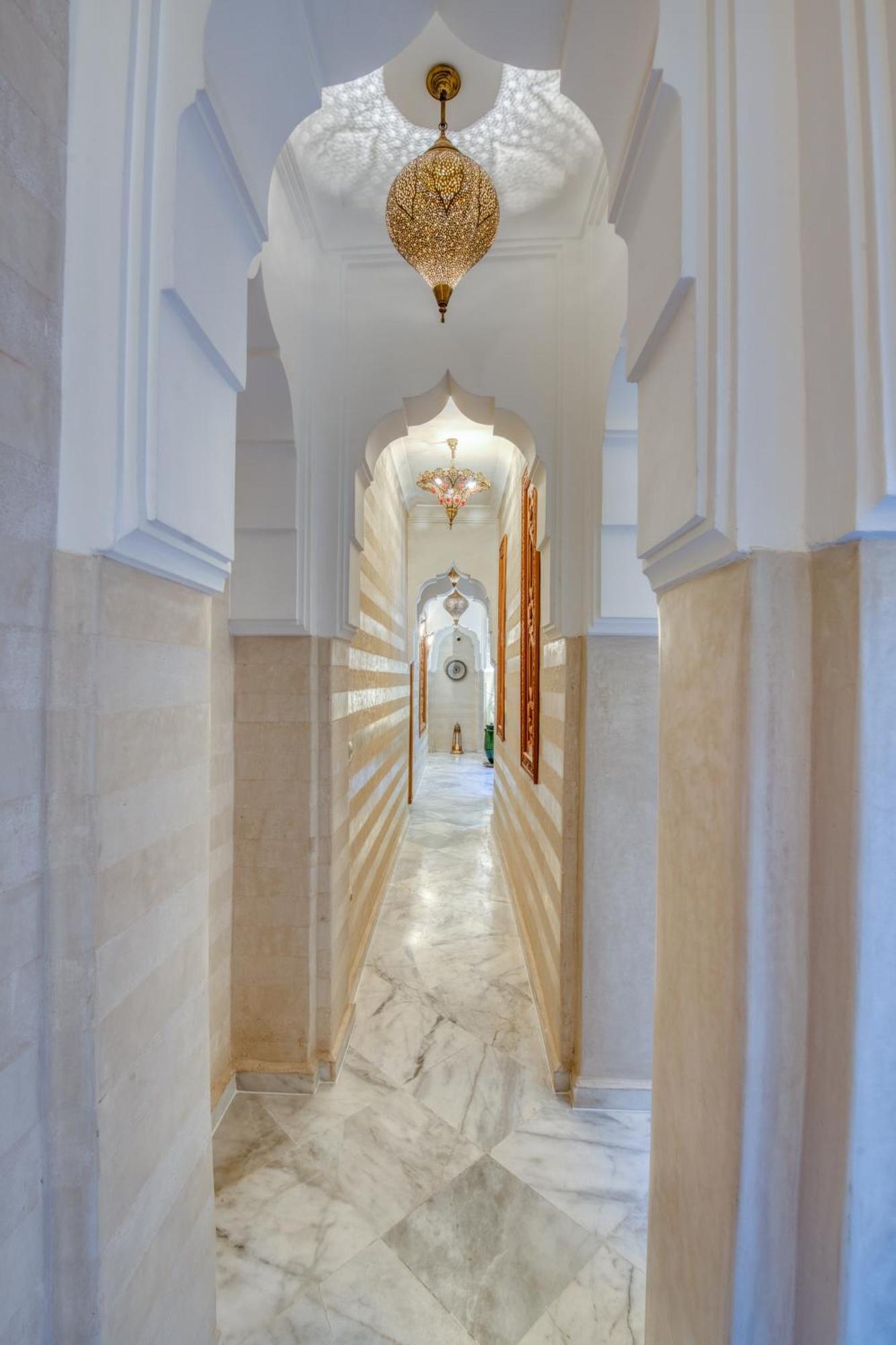 Palais Tara &