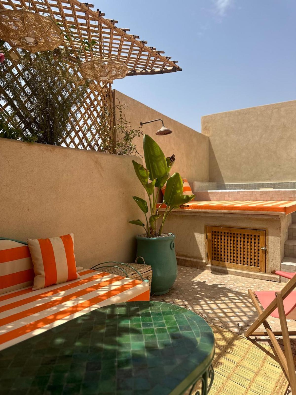 Dar Chalyia, Private, 6 People, Pool Villa