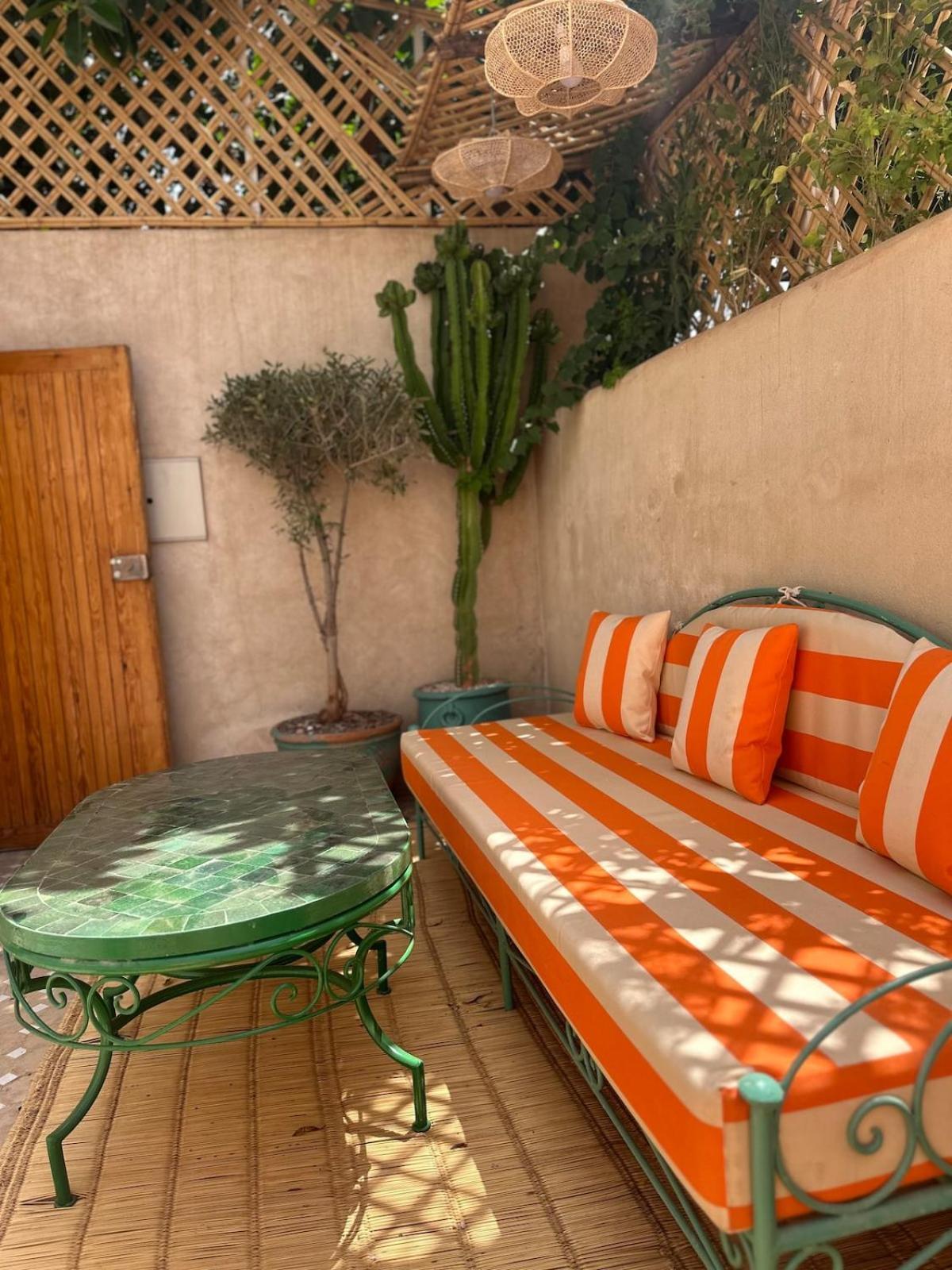 Dar Chalyia, Private, 6 People, Pool Villa Marrakesh