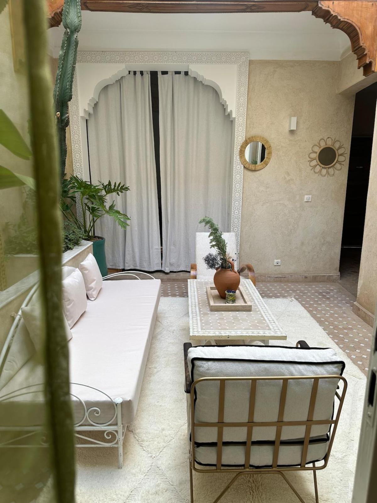 Dar Chalyia, Private, 6 People, Pool