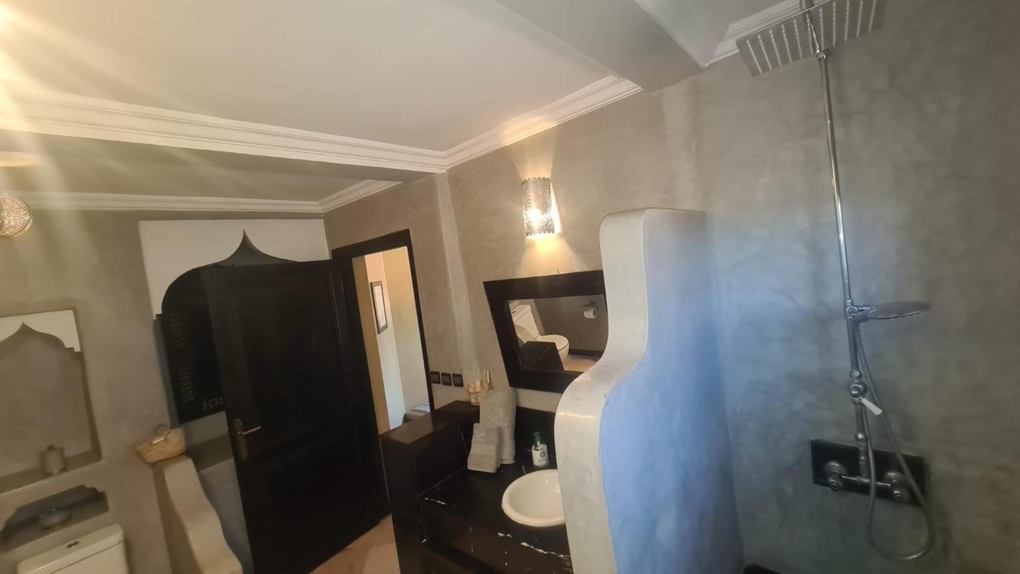 Park Villa, 8 Suites, Pool, 10mn From Gueliz Marrakesh