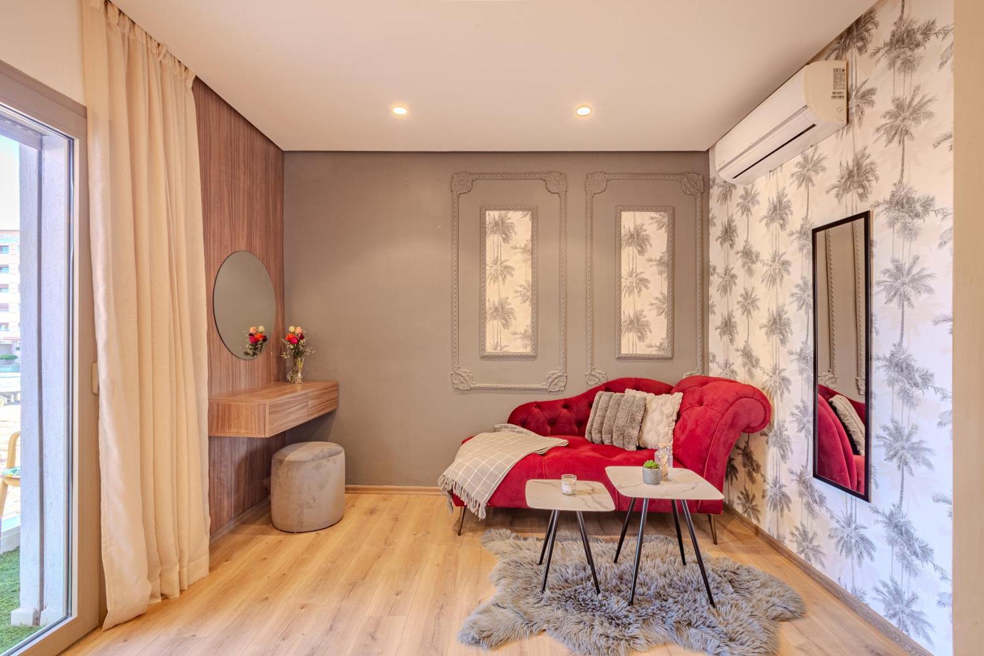 Golden Apartment