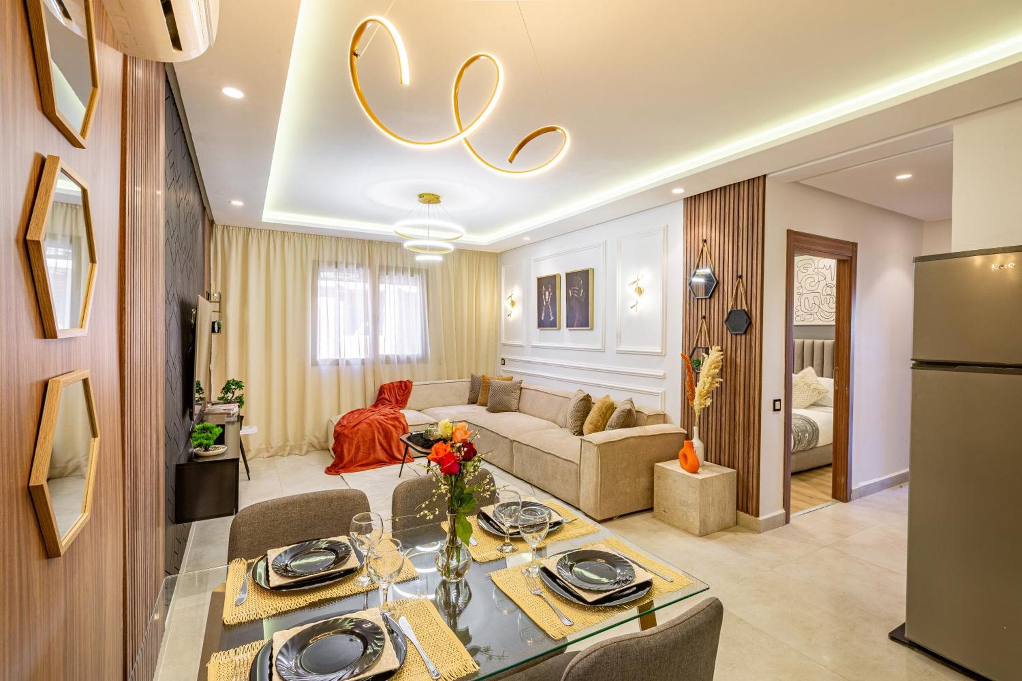 Golden Apartment