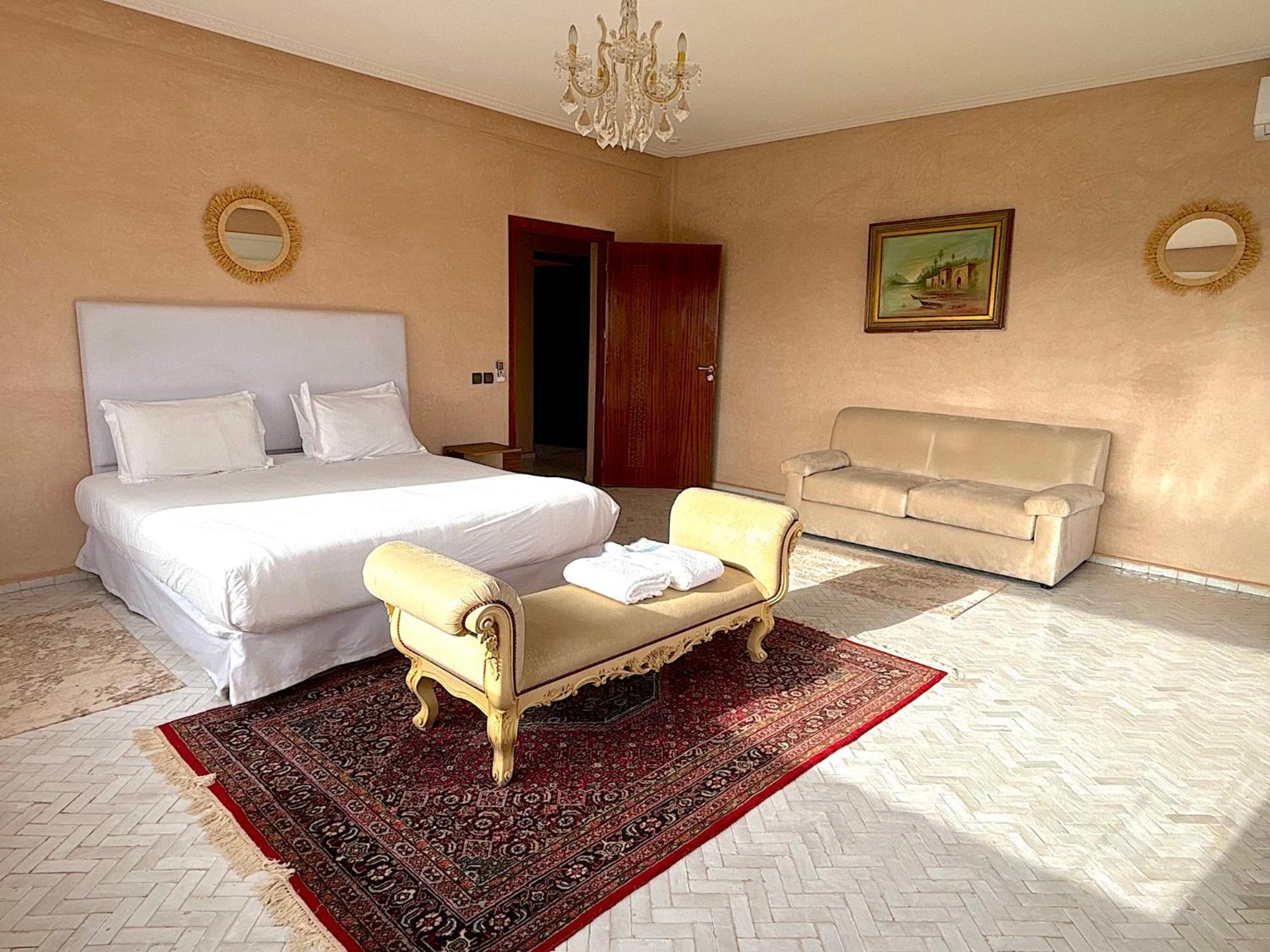 Palais Bahida Villa *