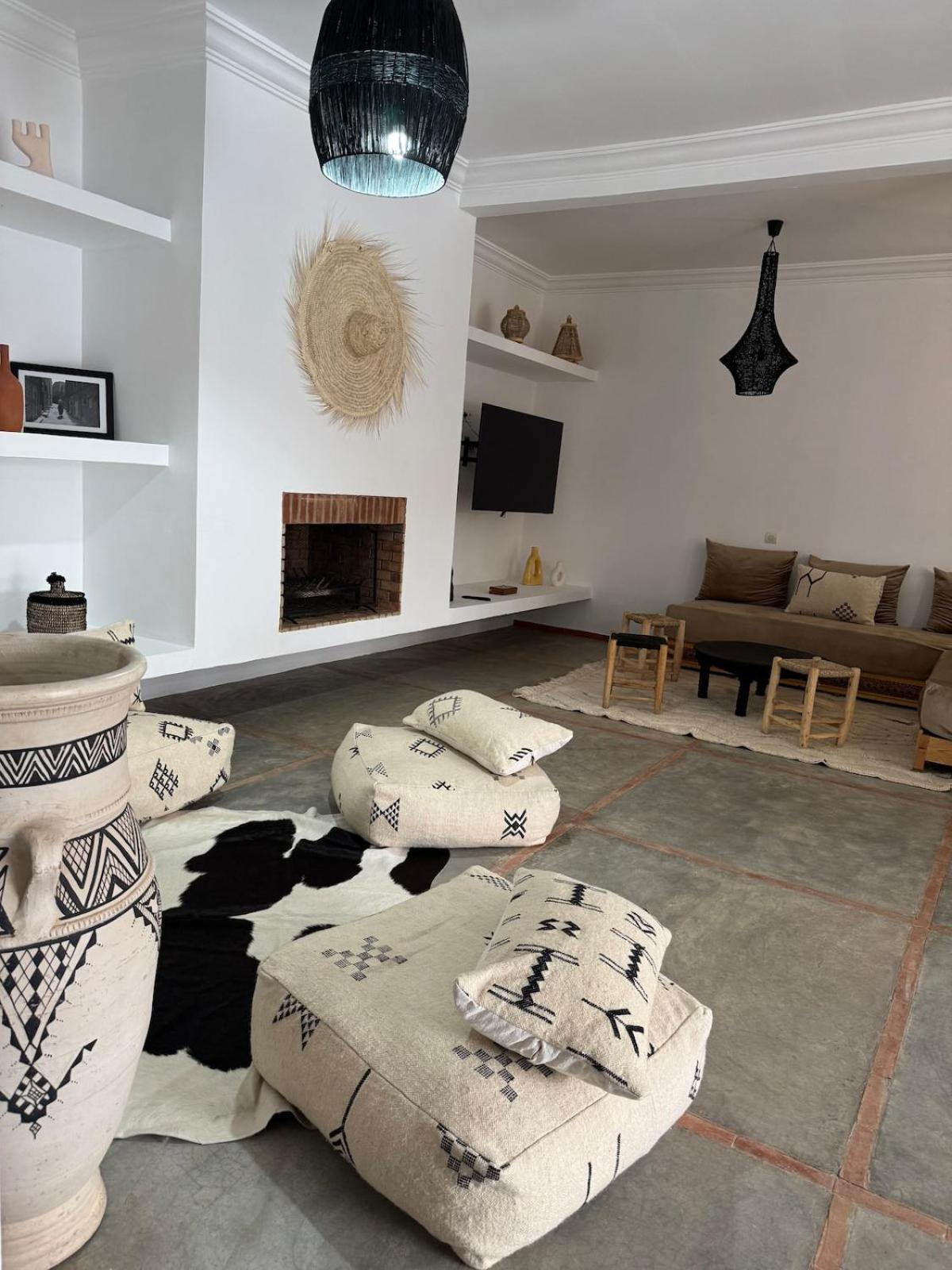 Hébergement de vacances Selma Avec Piscine 9 Min Centre-ville Marrakech *