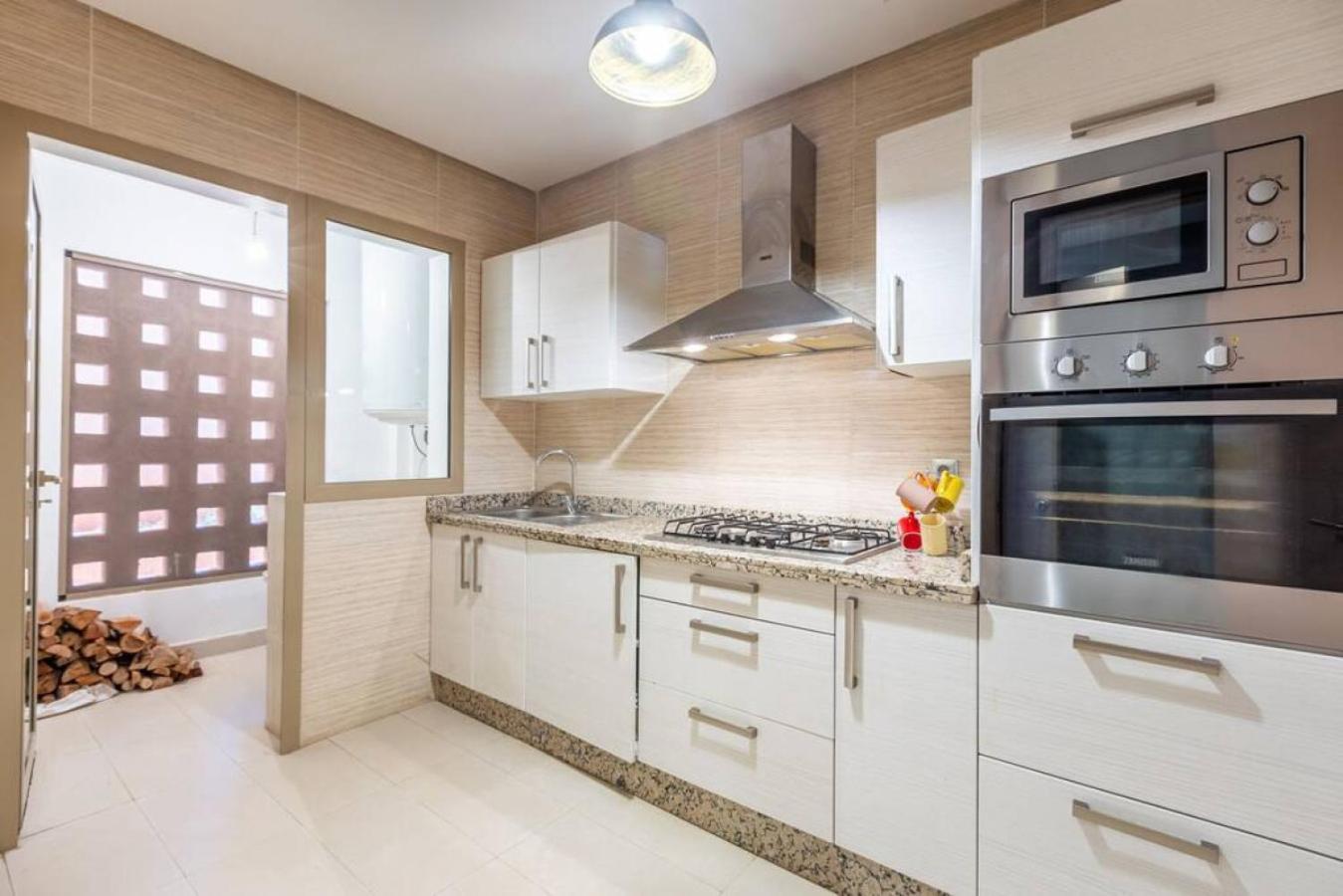 Waterfront - Garden Level - Prestigia *