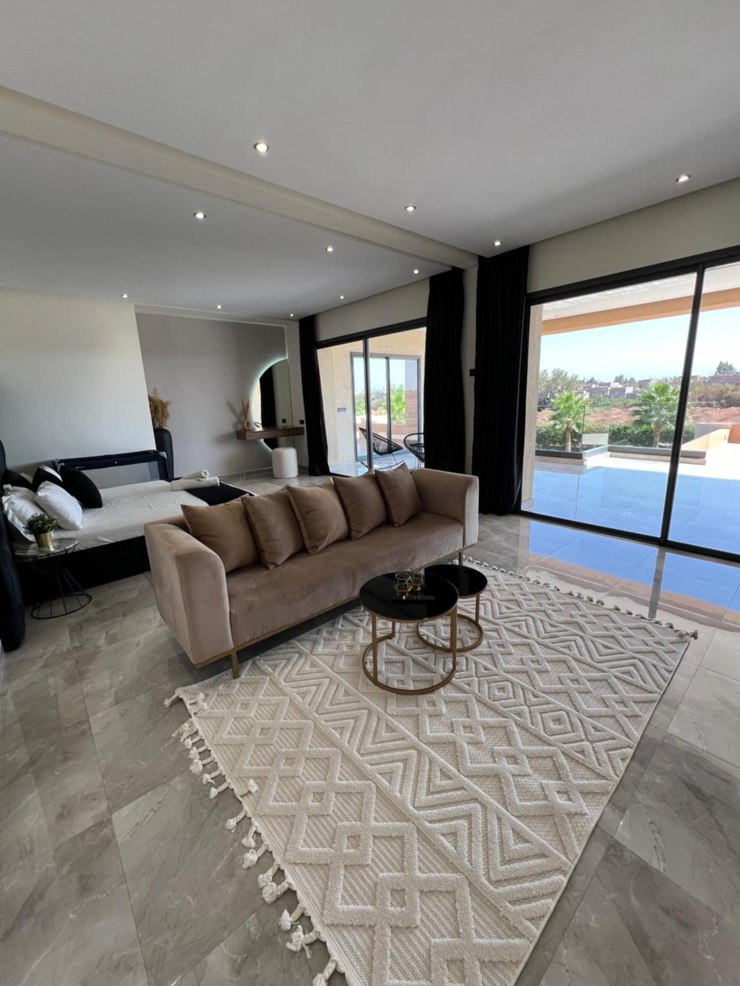 Les De Marrakech Villa *