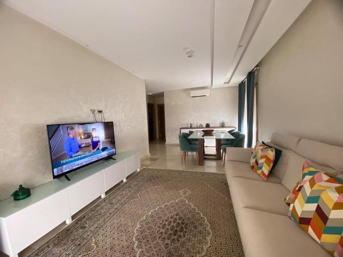 Breathtaking Views Of Golf Appartement