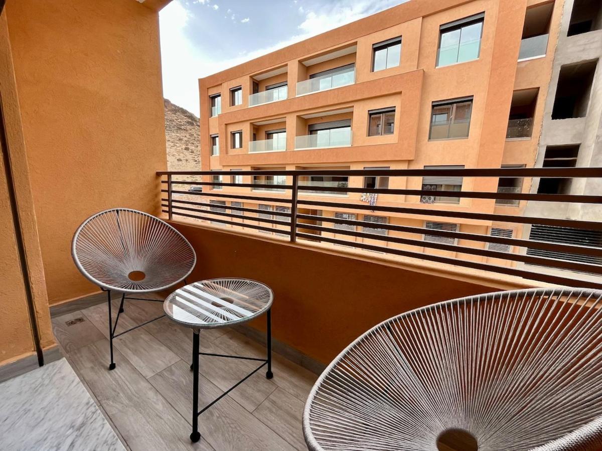 Appartement Modern 3 Bedroom Center With Balcony Marrakesh