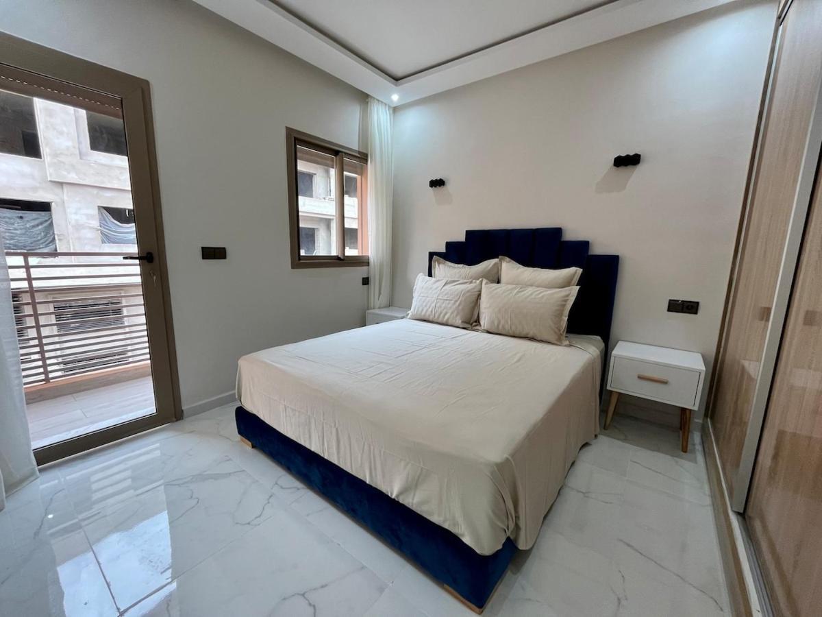 Appartement Modern 3 Bedroom Center With Balcony *