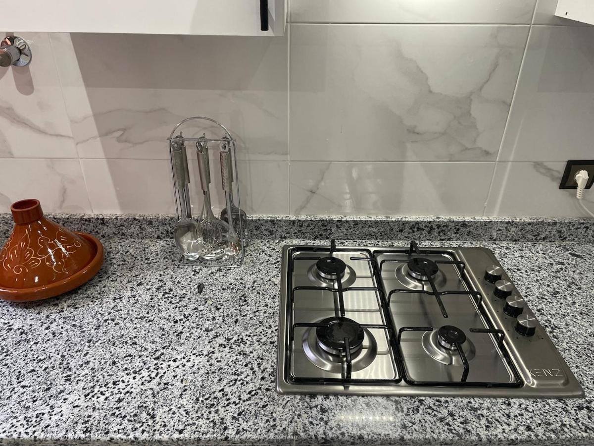 Appartement Modern 3 Bedroom Center With Balcony