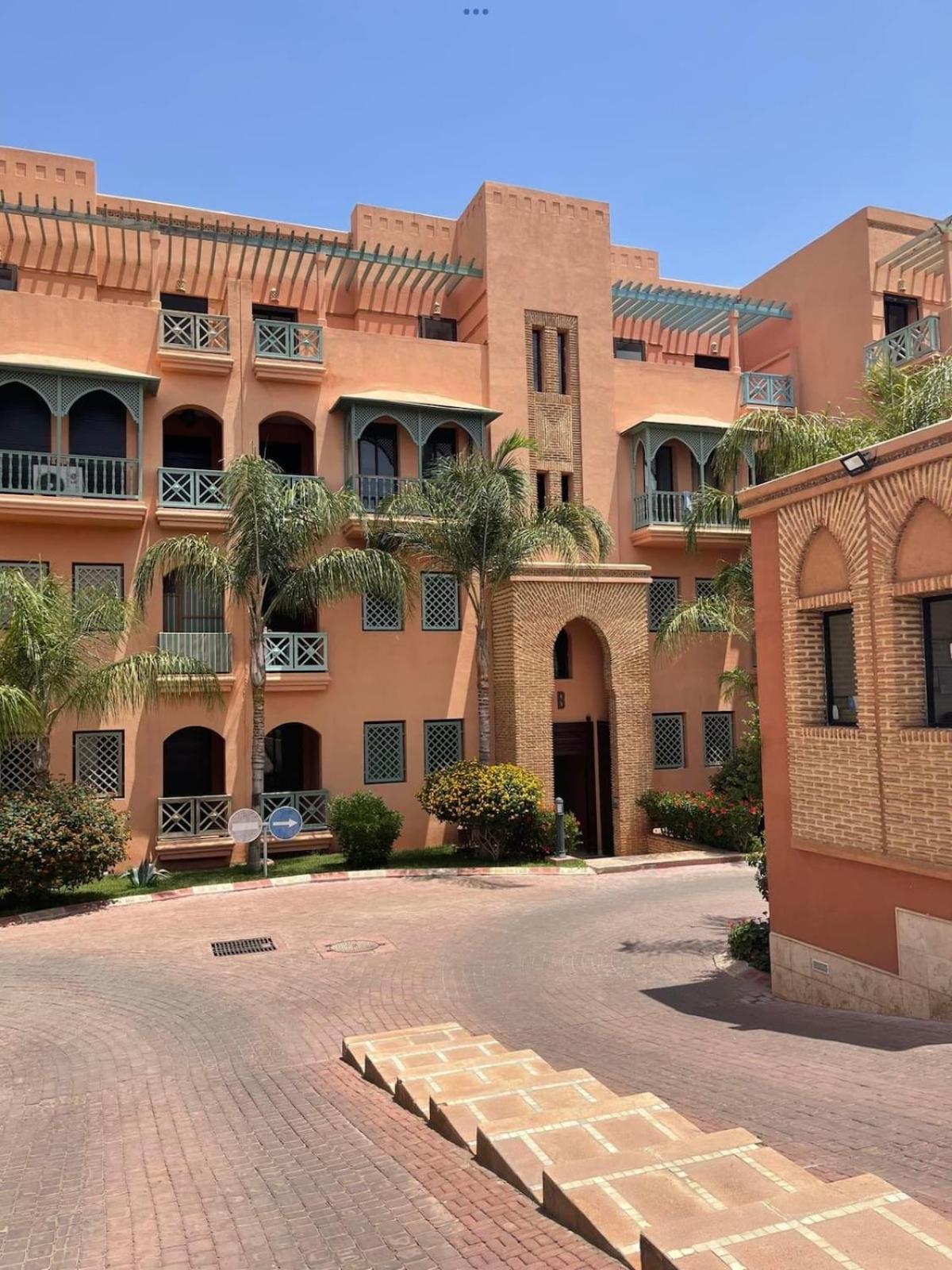 Luxury 2br With Pool & Garden View Balcony Appartement
