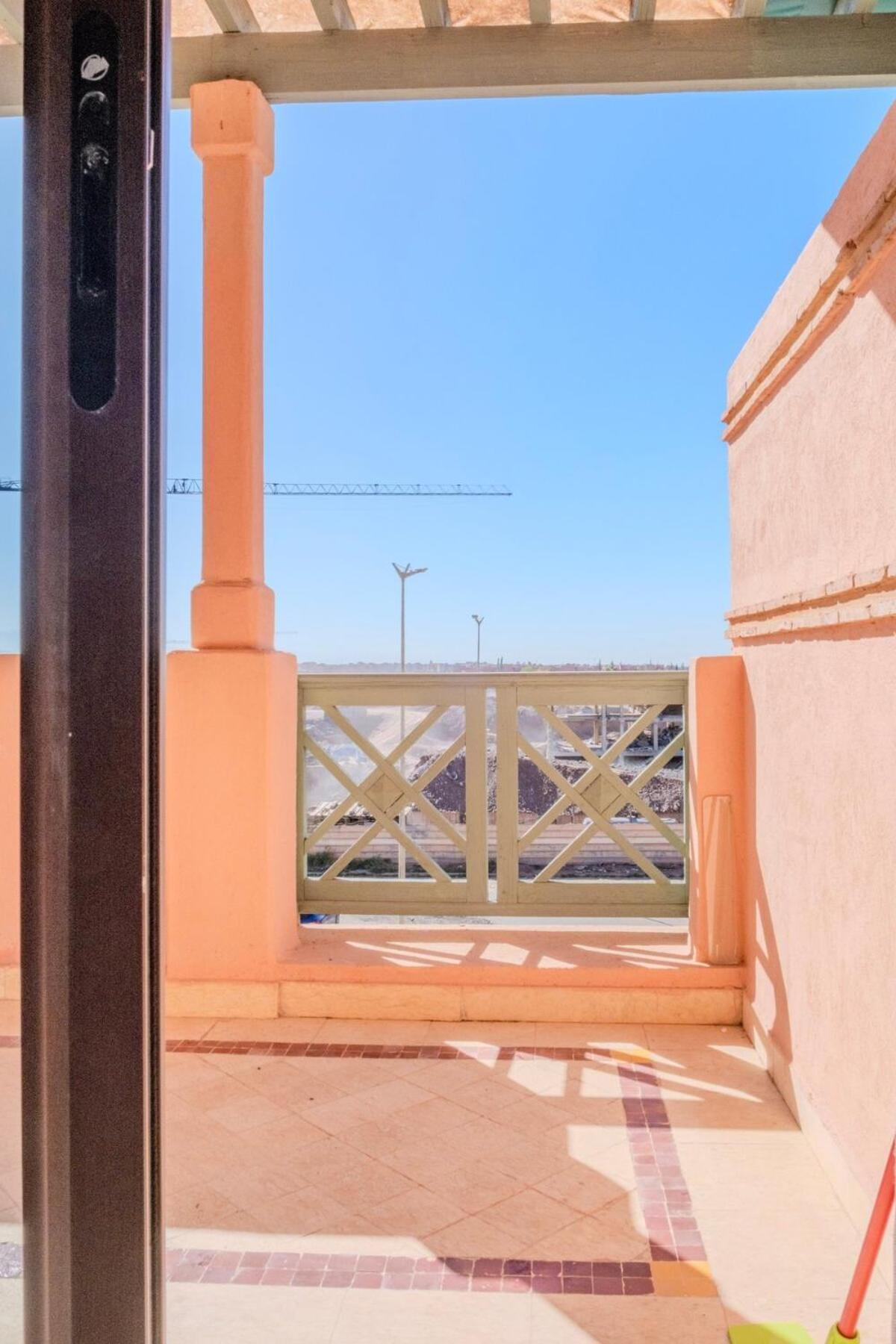 Luxury 2br With Pool & Garden View Balcony *