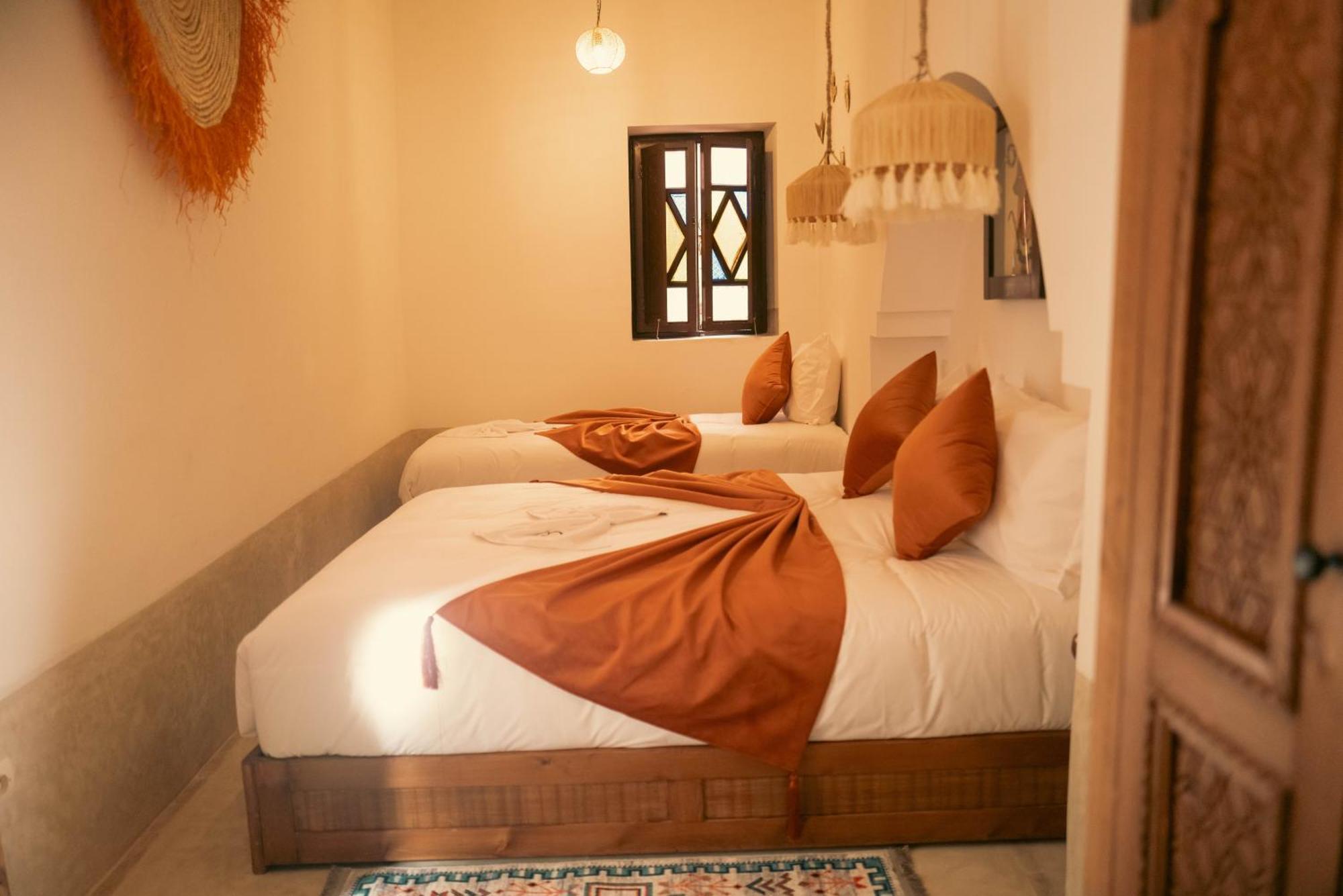 Julines Bed & Breakfast