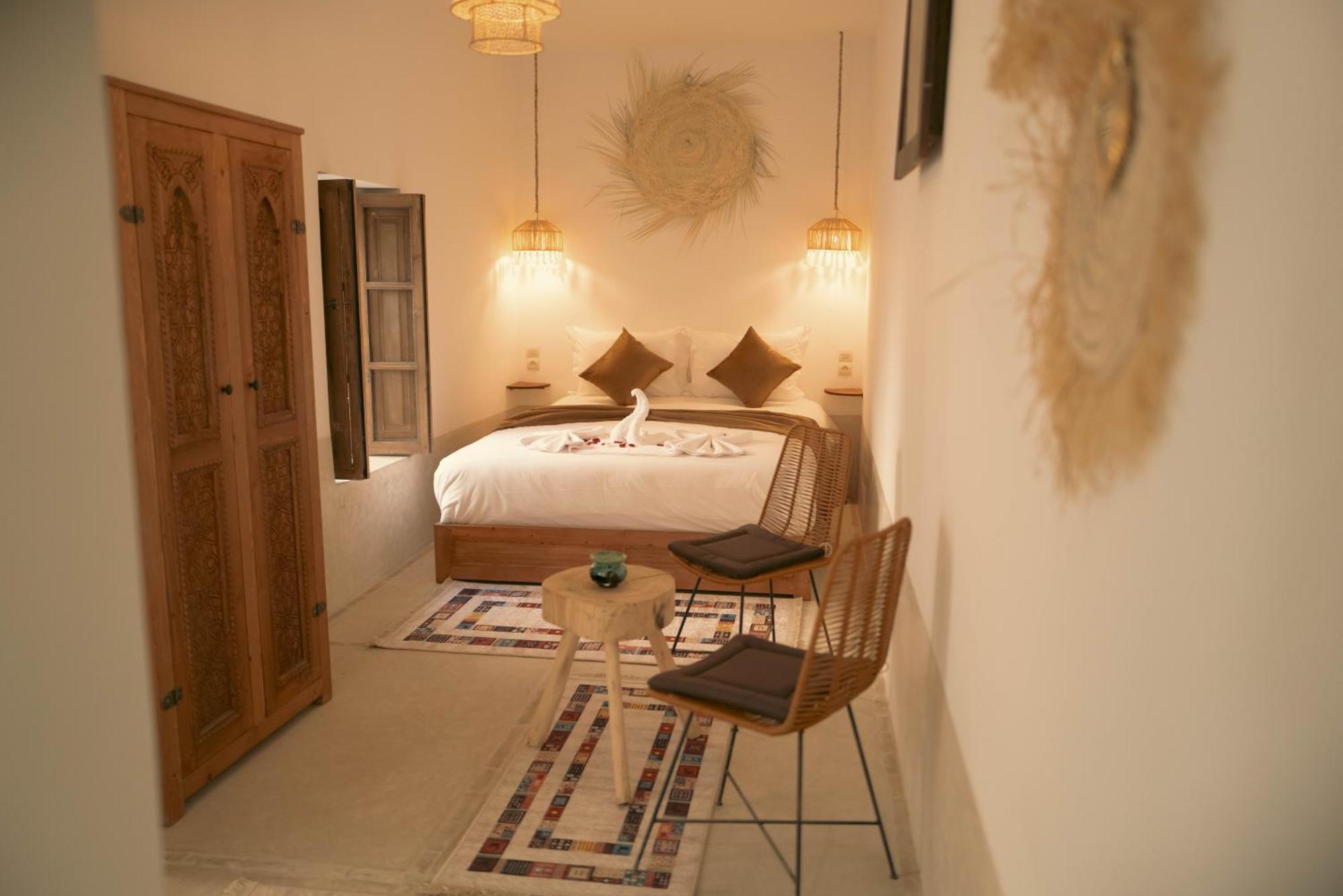 Julines Bed & Breakfast
