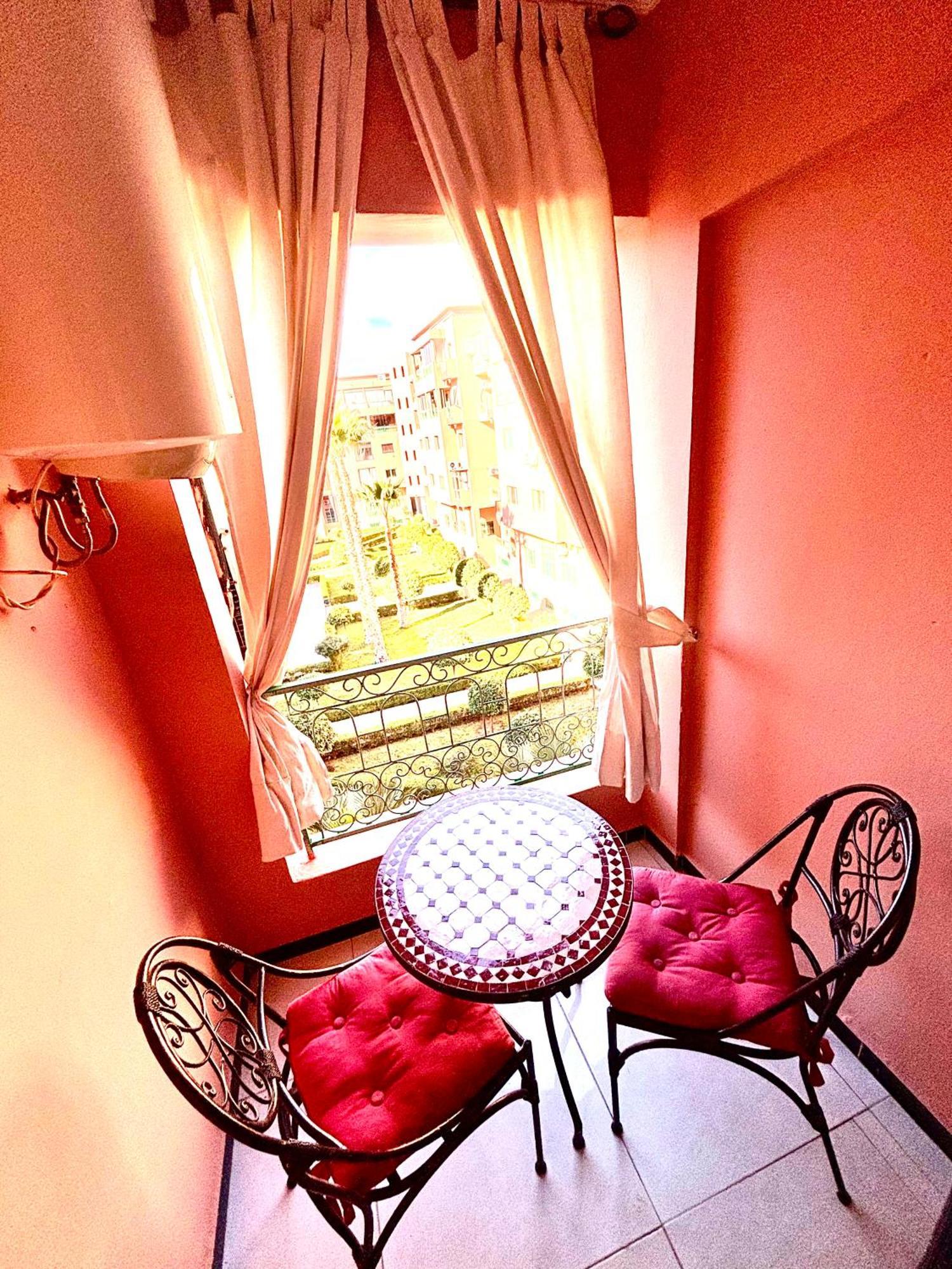 Avec Piscine Appartement