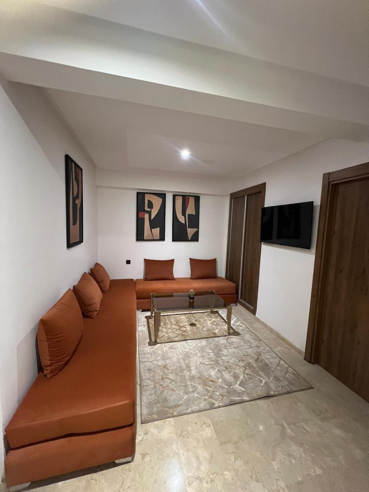 Cozy With Pool 5 Min From Gueliz