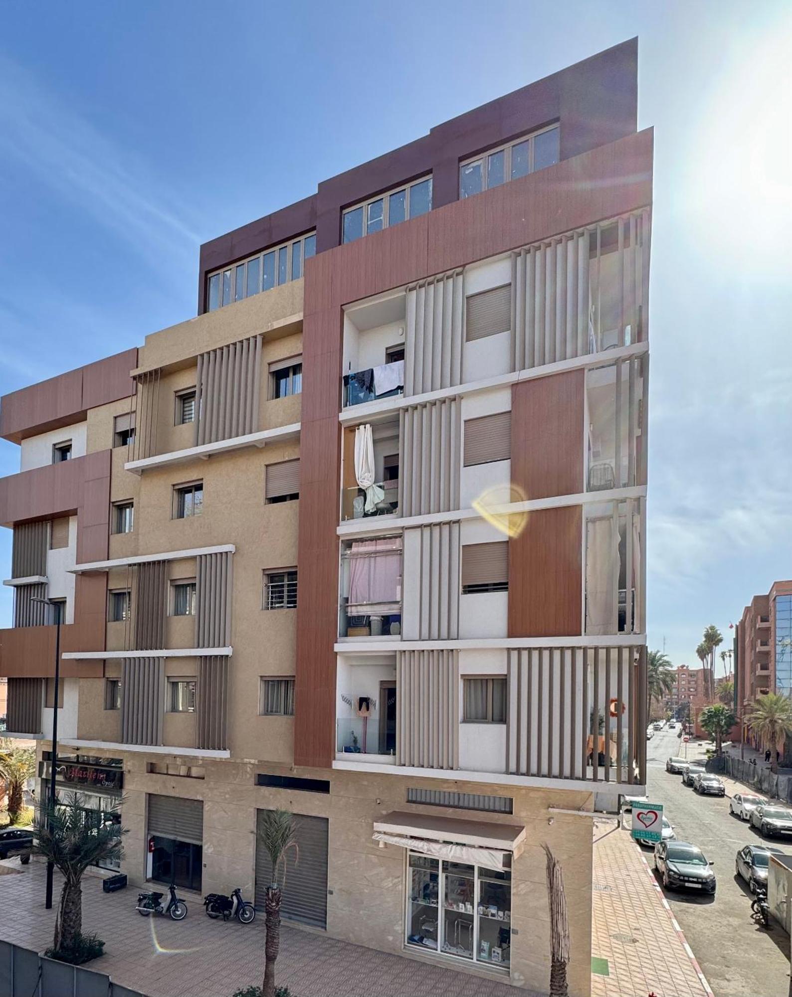 Golden Apartment
