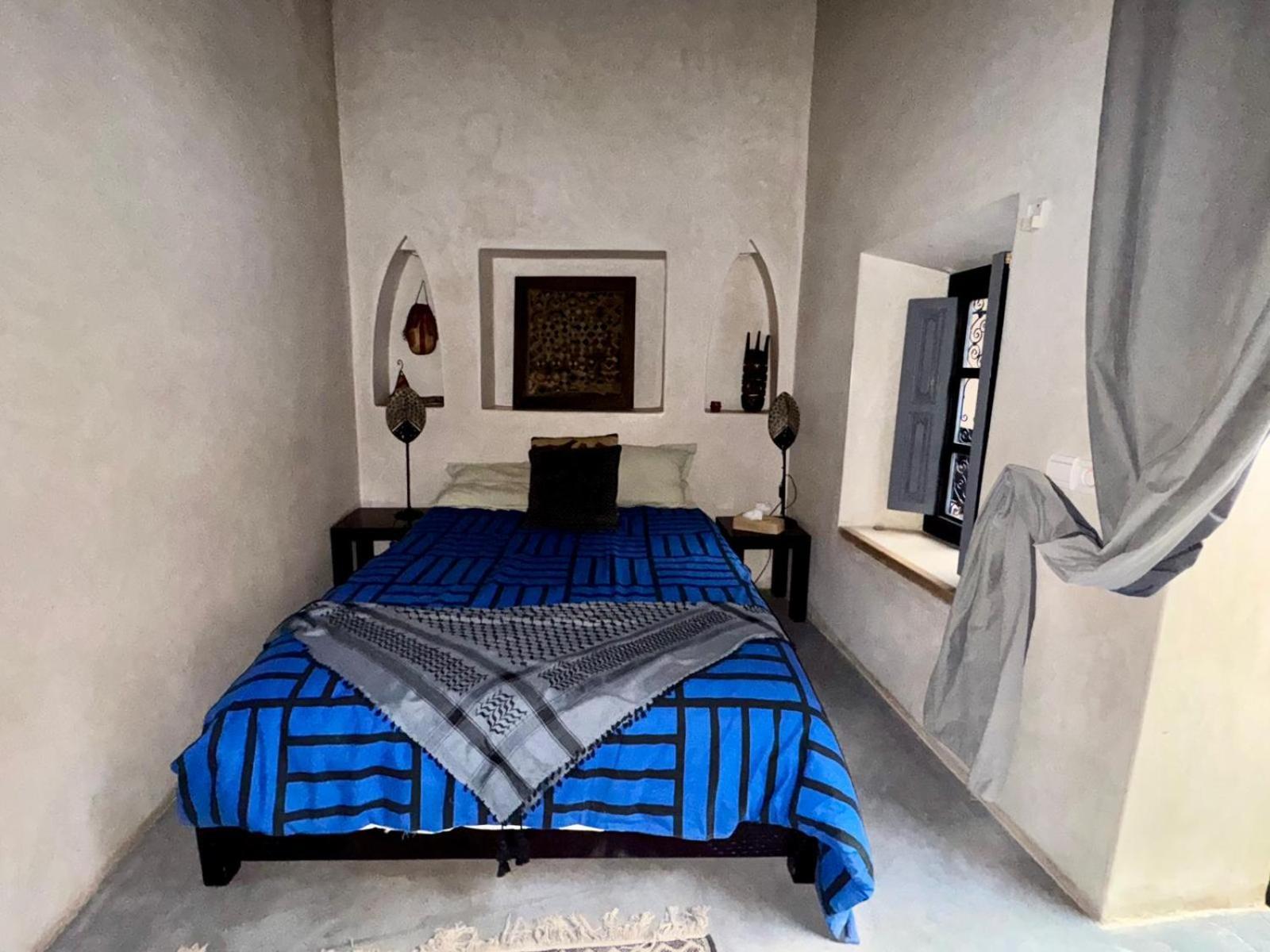 Guenaoua * Marrakesh