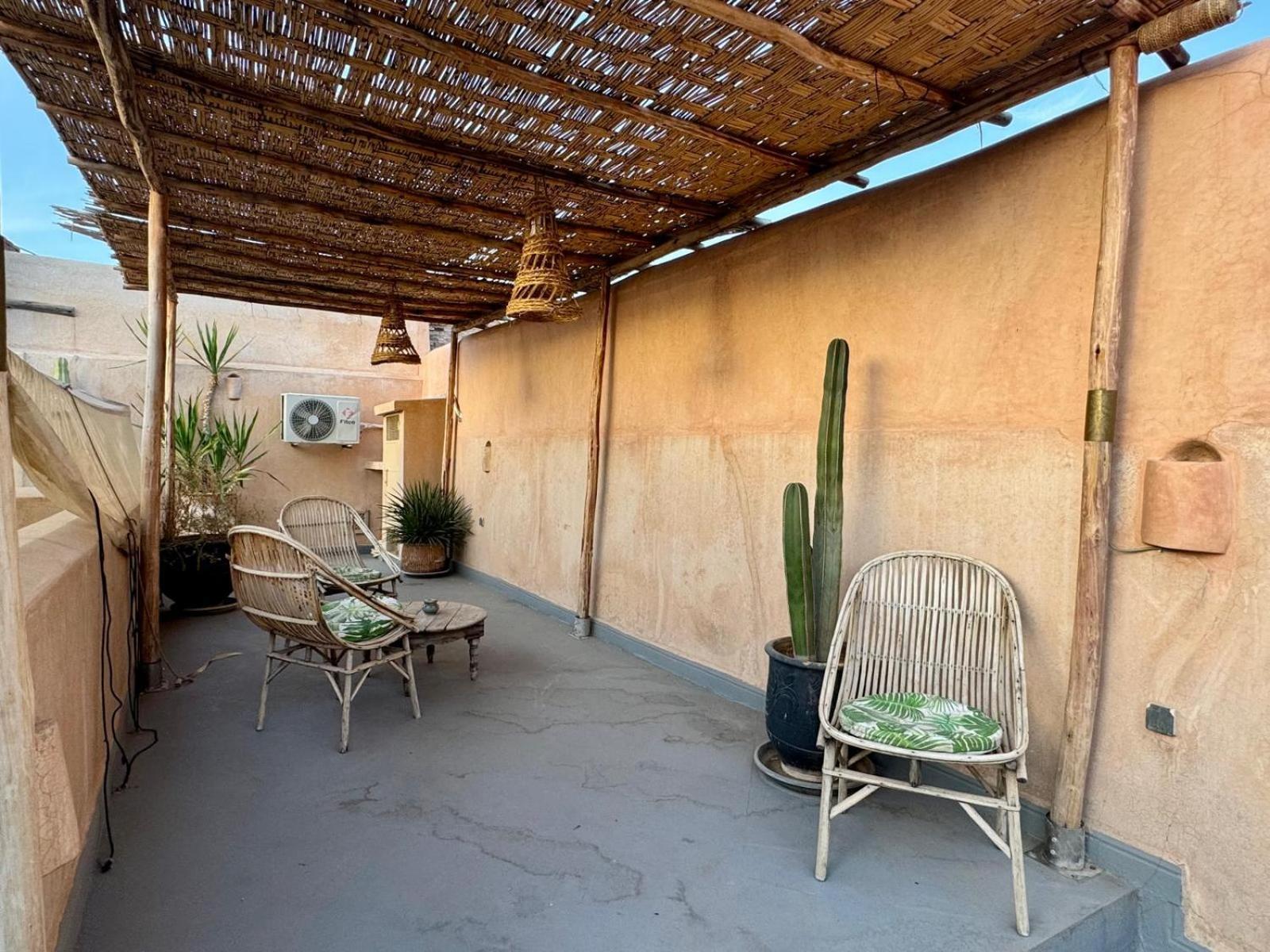 Guenaoua * Marrakesh