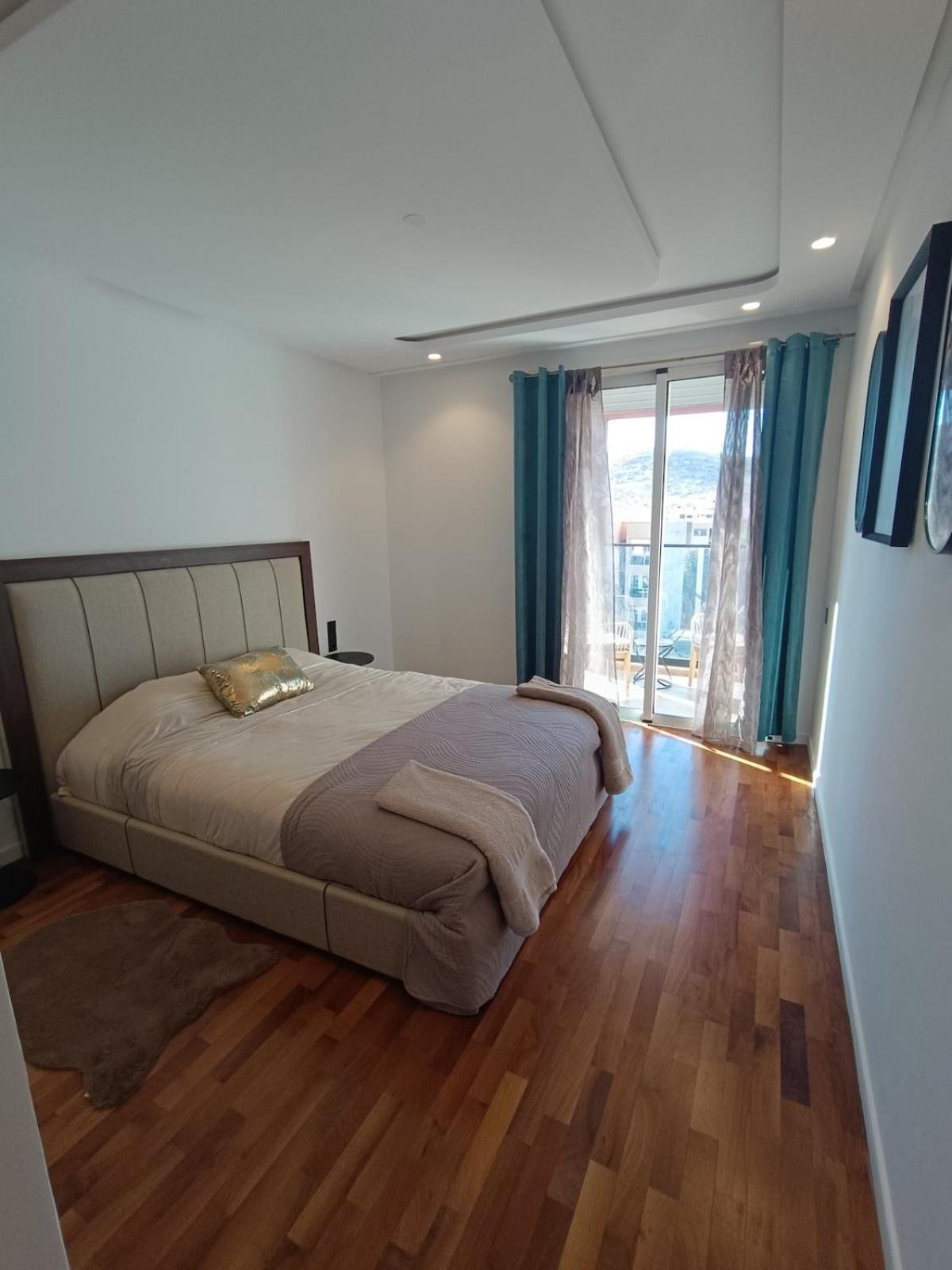 Appartement Les 3 Collines - Grand Appart Moderne A Gueliz Avec Vue Et Confort Premium Marrakesh