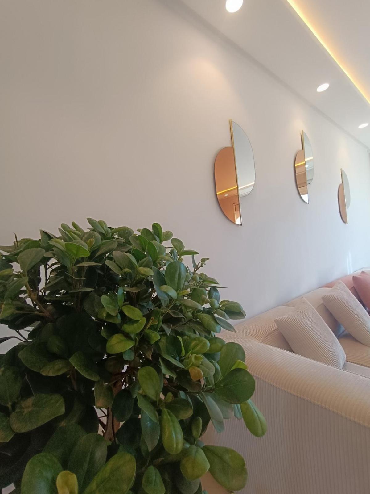Appartement Les 3 Collines - Grand Appart Moderne A Gueliz Avec Vue Et Confort Premium
