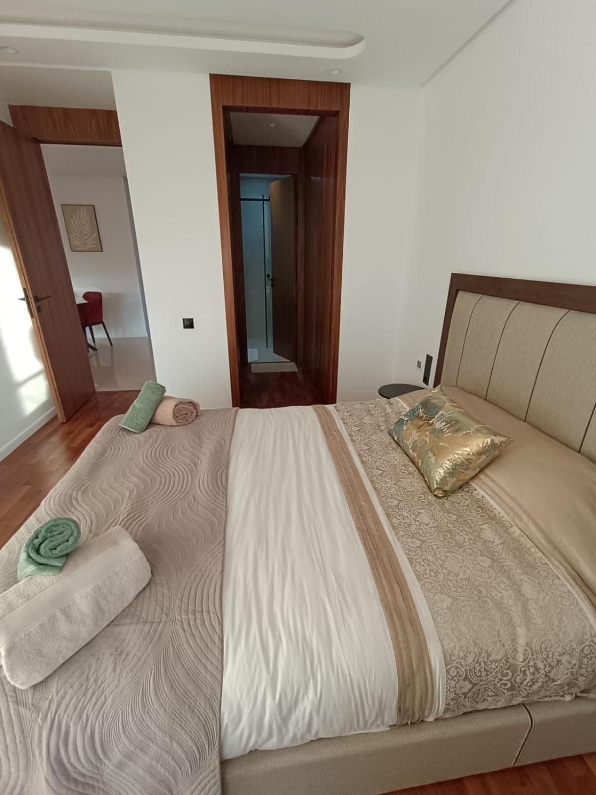 Les 3 Collines - Grand Appart Moderne A Gueliz Avec Vue Et Confort Premium *