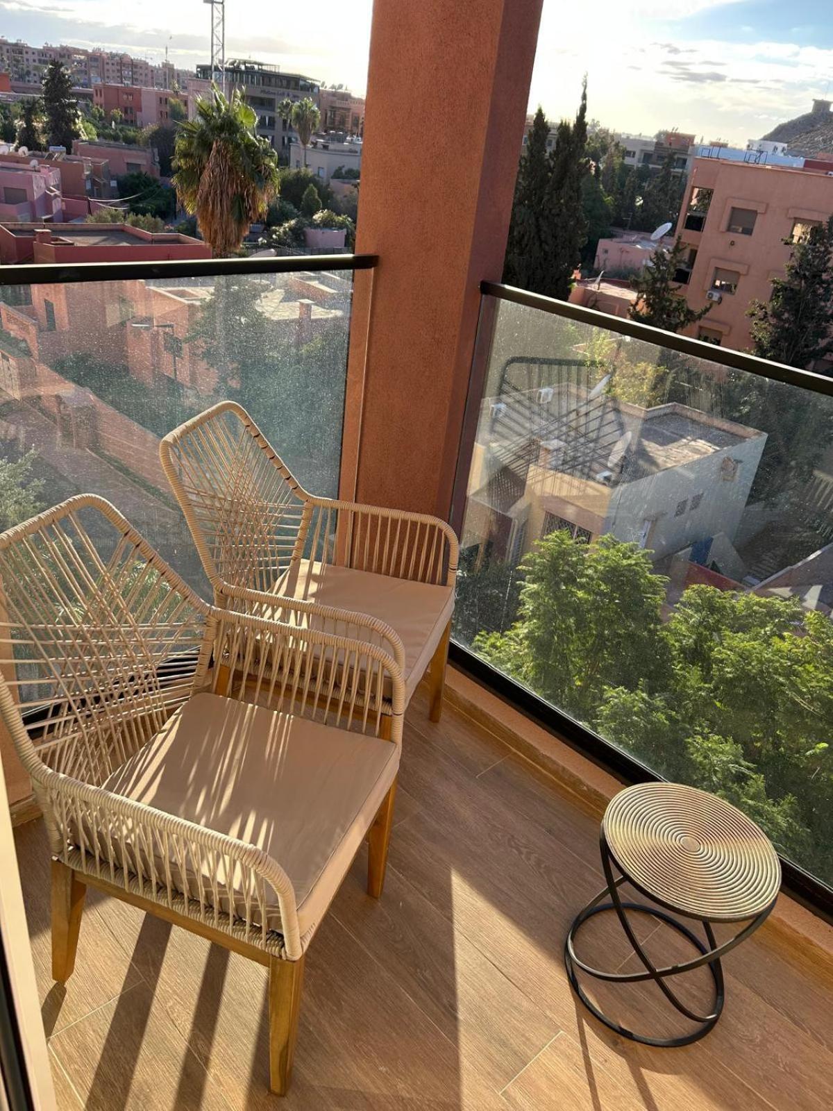 Les 3 Collines - Grand Appart Moderne A Gueliz Avec Vue Et Confort Premium Marrakesh
