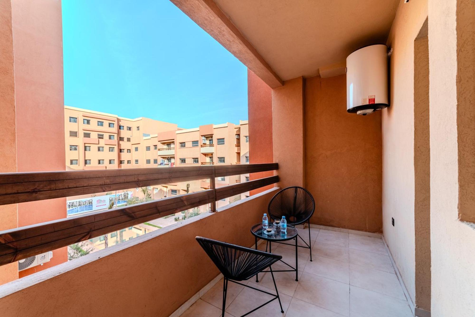 New Cozy Apprt 2 Min A M-avenue , Piscine , Parking , Balcony And Fiber Wifi , Gueliz Centre Appartement