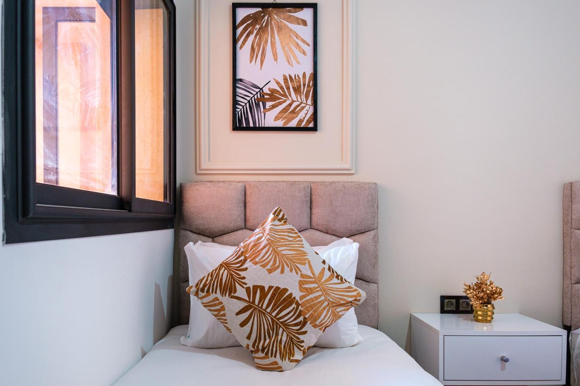 Appartement New Cozy Apprt 2 Min A M-avenue , Piscine , Parking , Balcony And Fiber Wifi , Gueliz Centre Marrakesh