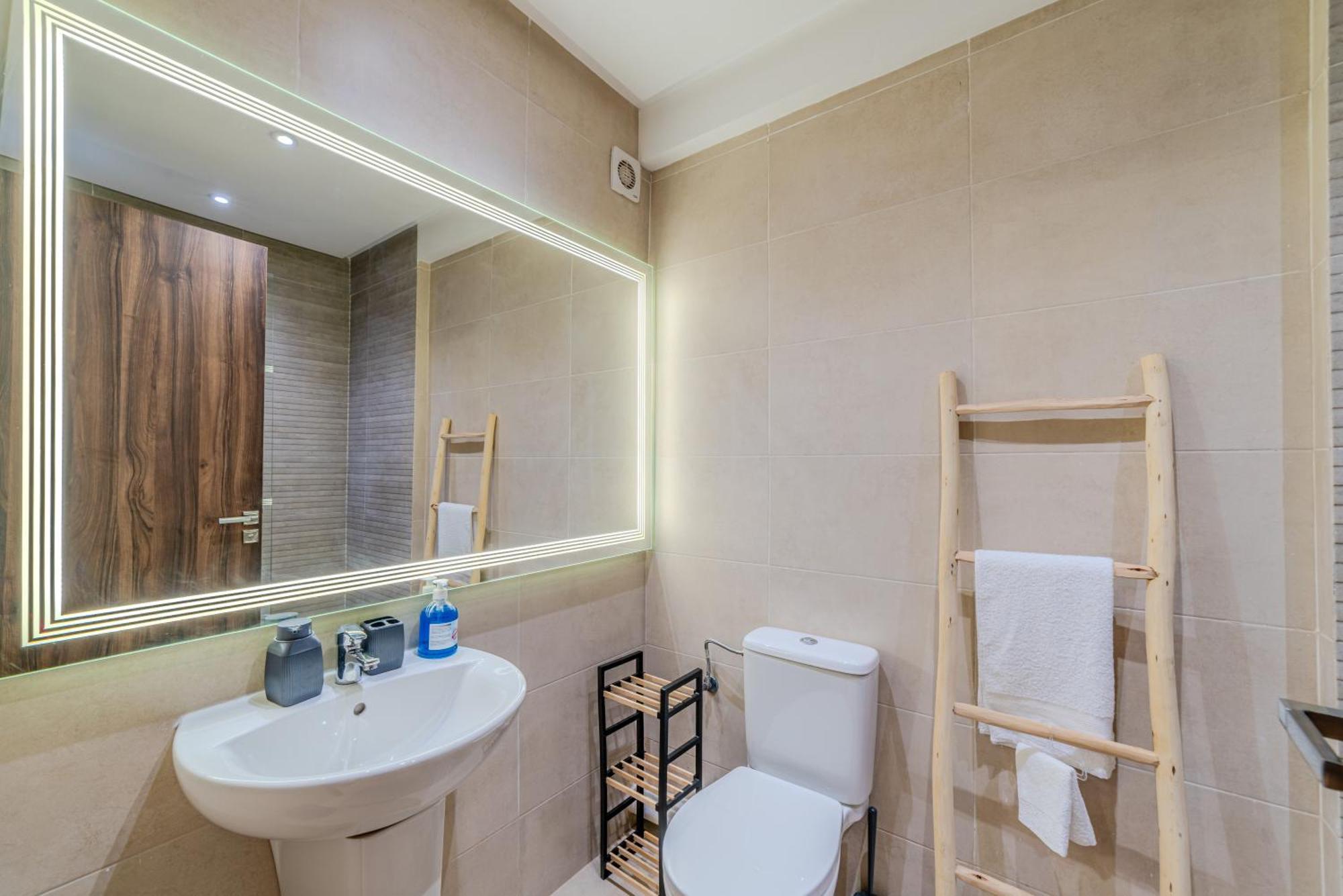 New 2 Min A M-avenue , Swimming Pool , Fibre Optique Wifi , Free Parking Appartement Marrakesh